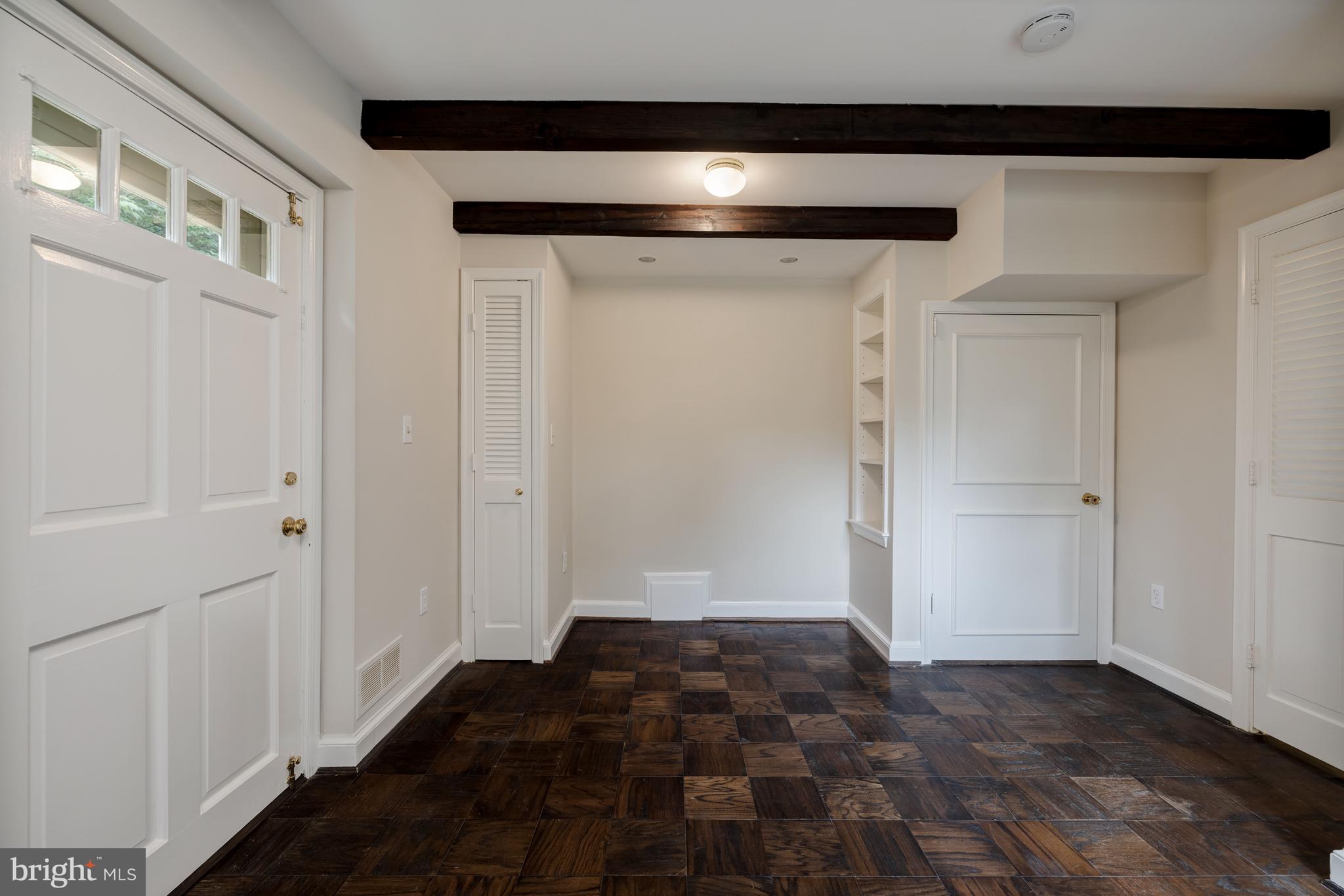 THE HAMLET - Residential