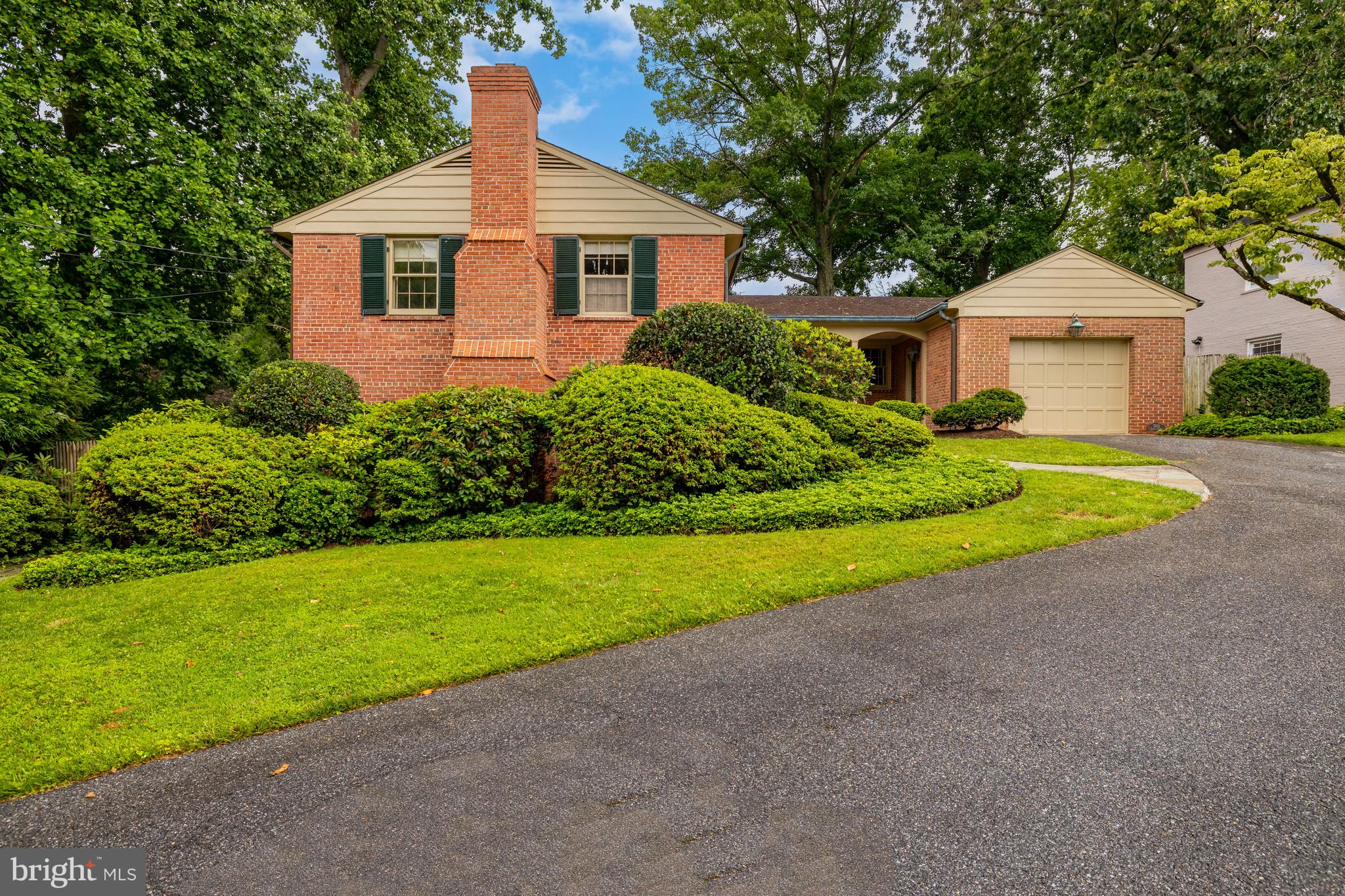 THE HAMLET - Residential