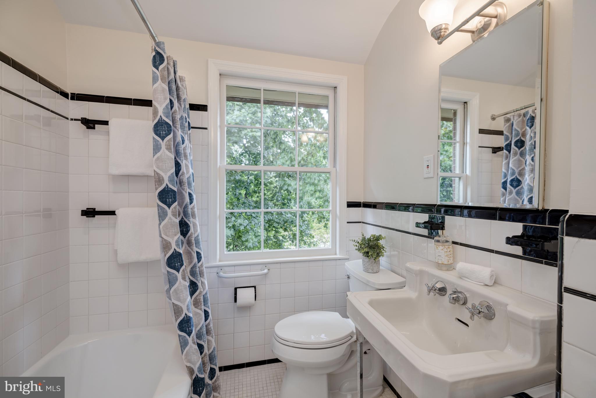 THE HAMLET - Residential