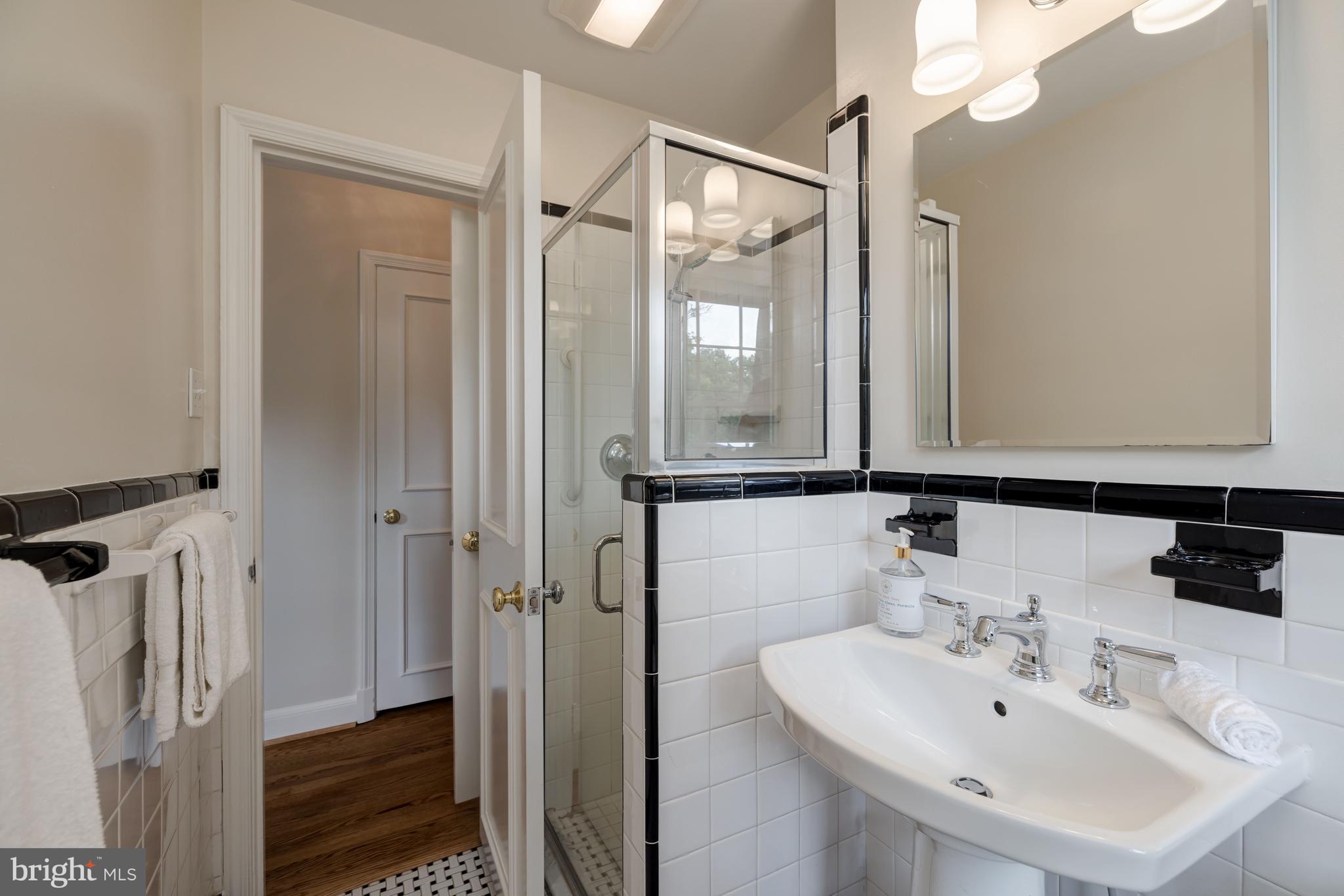 THE HAMLET - Residential