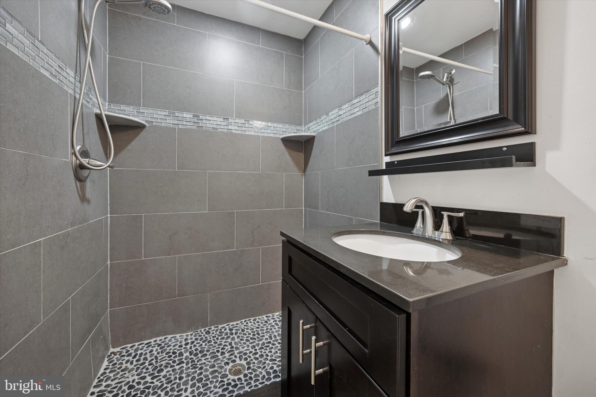 OLDE KENSINGTON - Residential