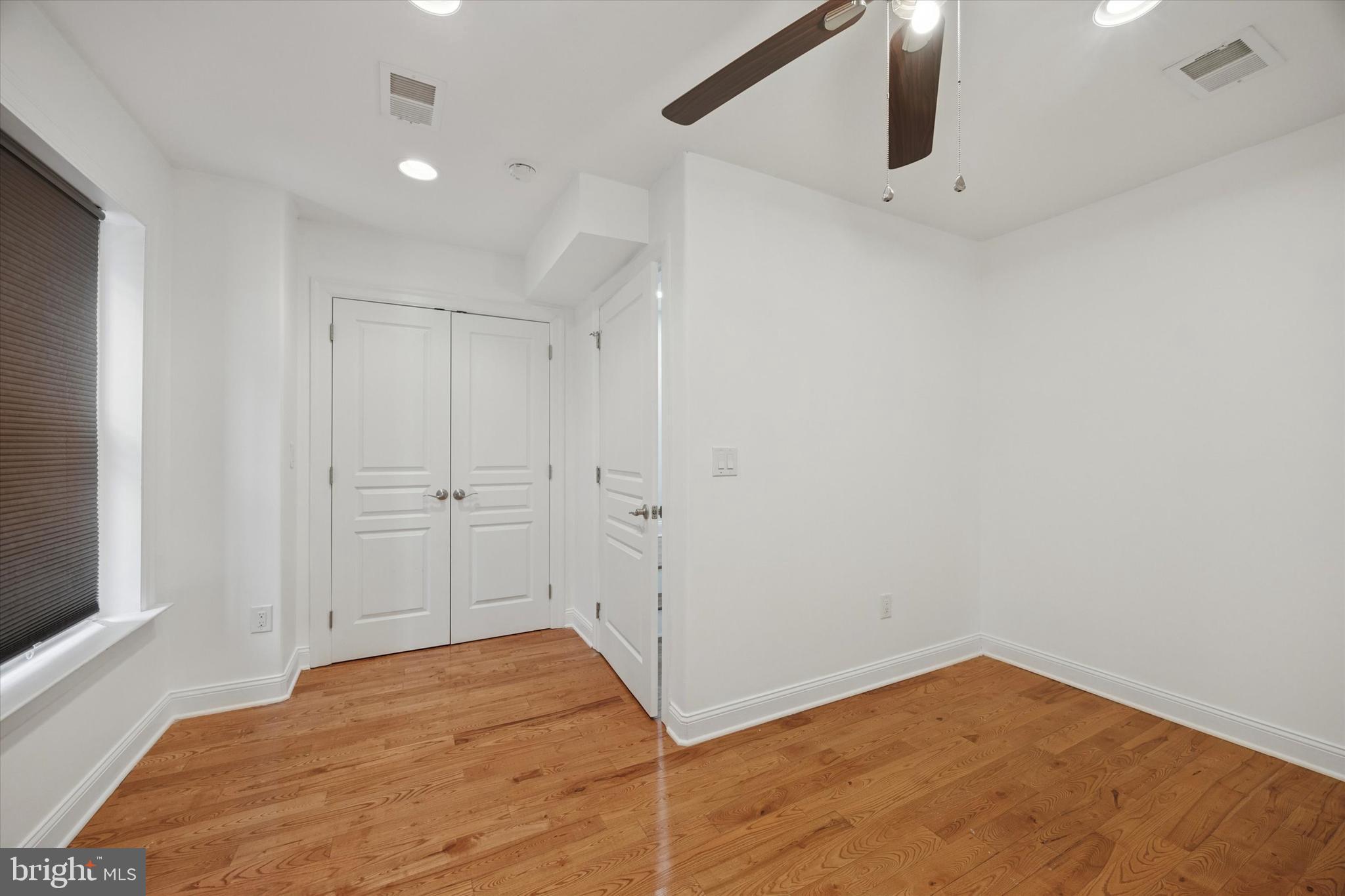 OLDE KENSINGTON - Residential