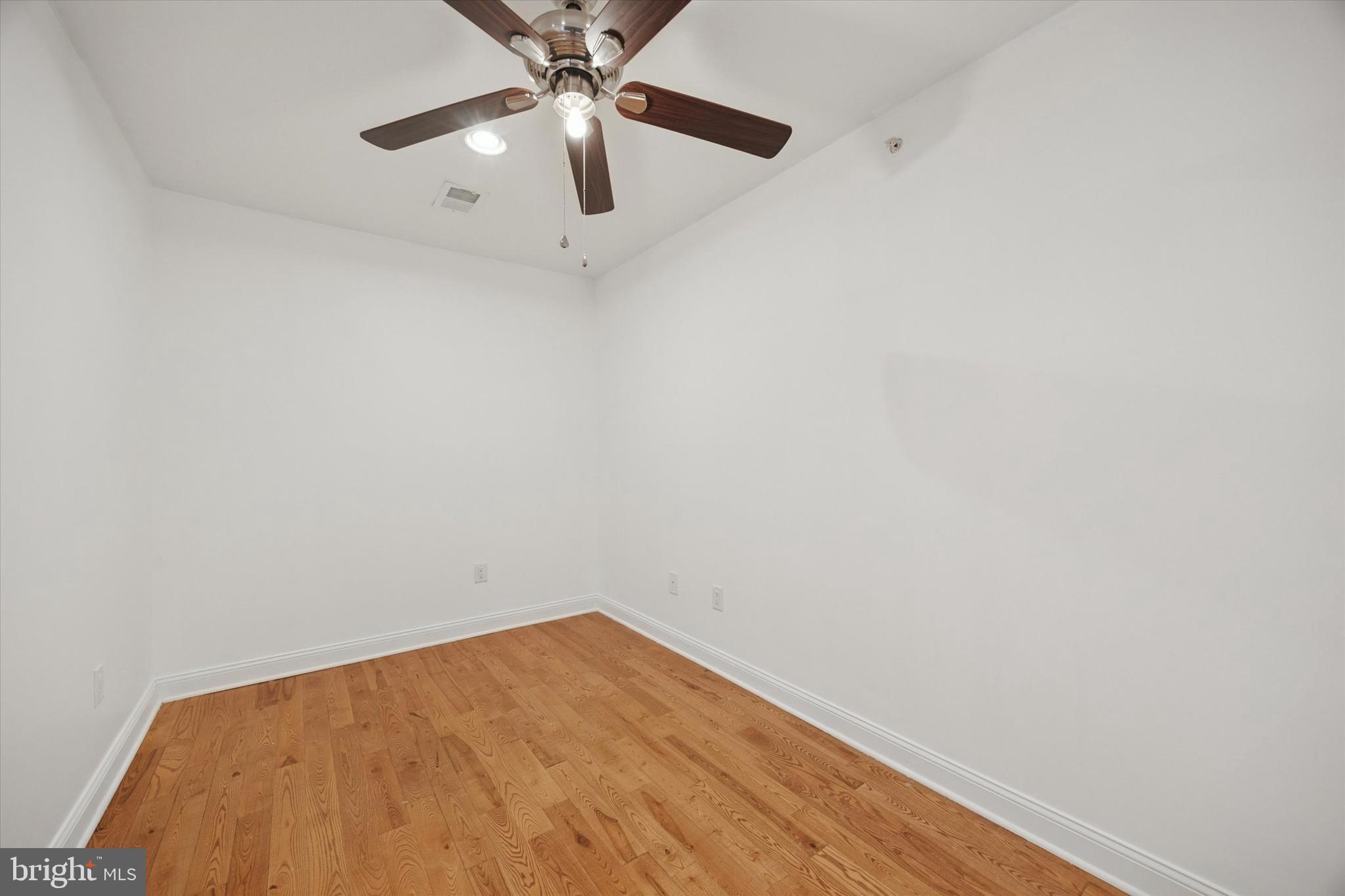 OLDE KENSINGTON - Residential