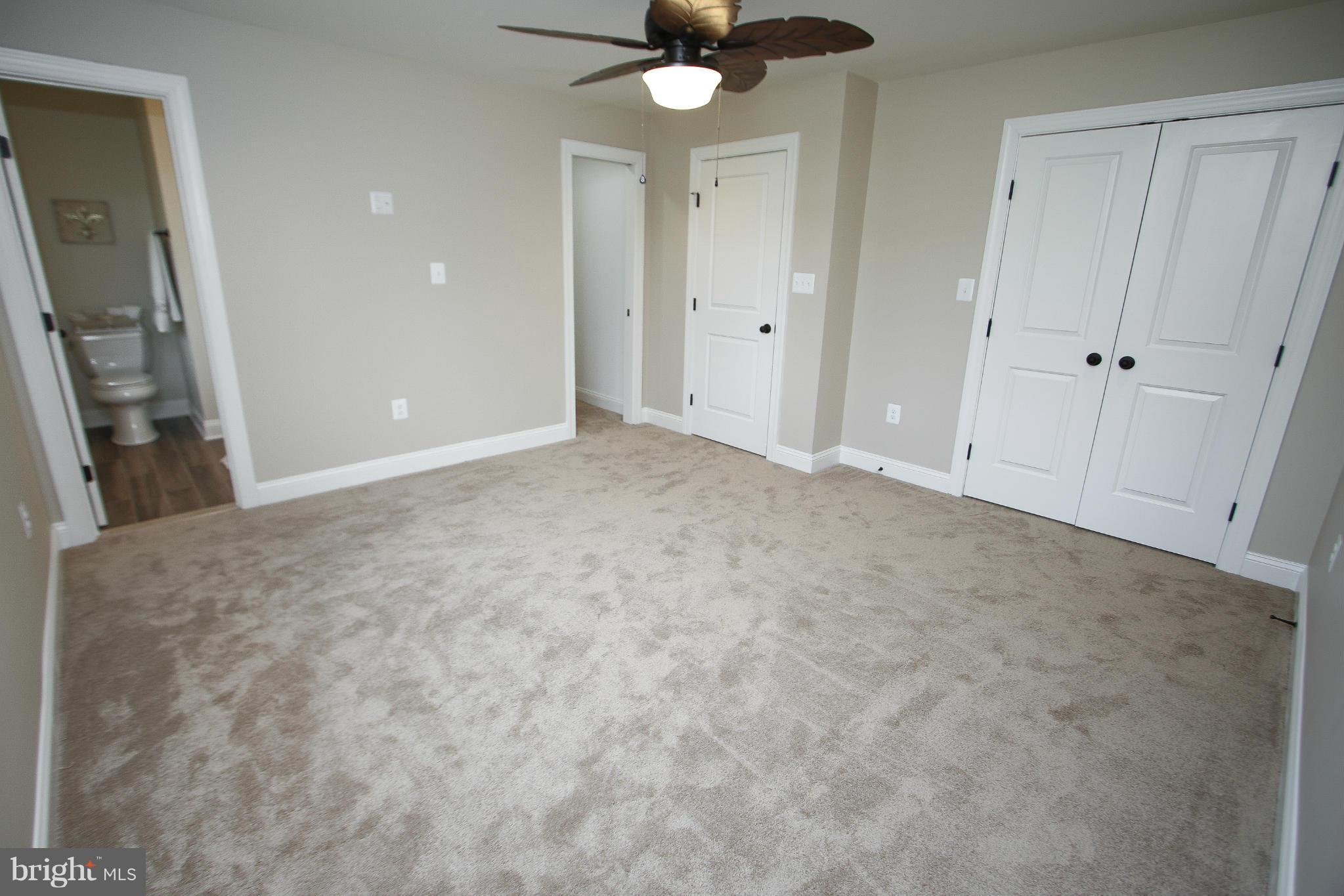 BROYHILL CREST - Residential Lease