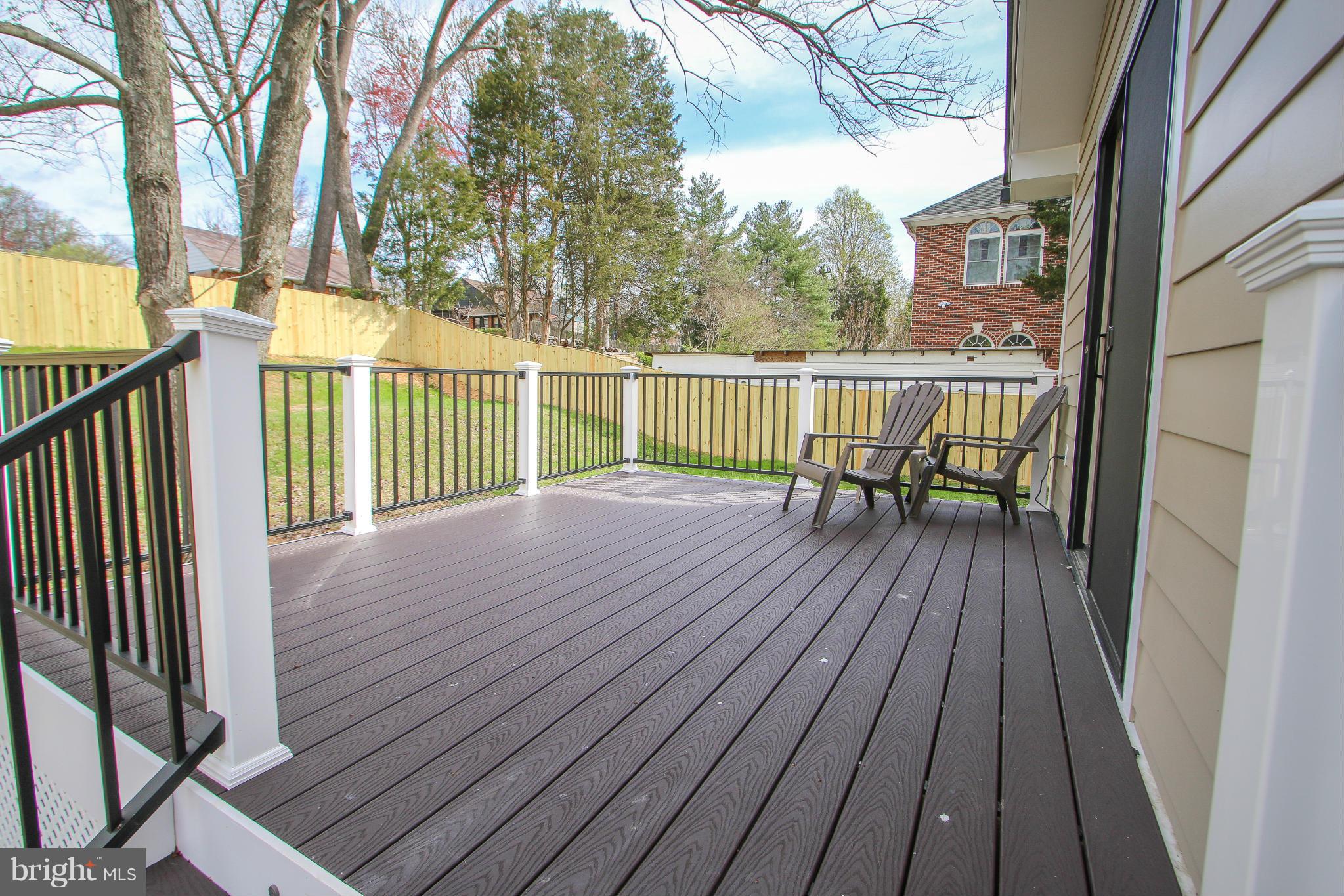 BROYHILL CREST - Residential Lease