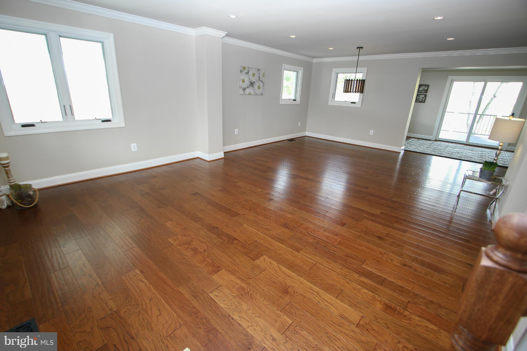 BROYHILL CREST - Residential Lease