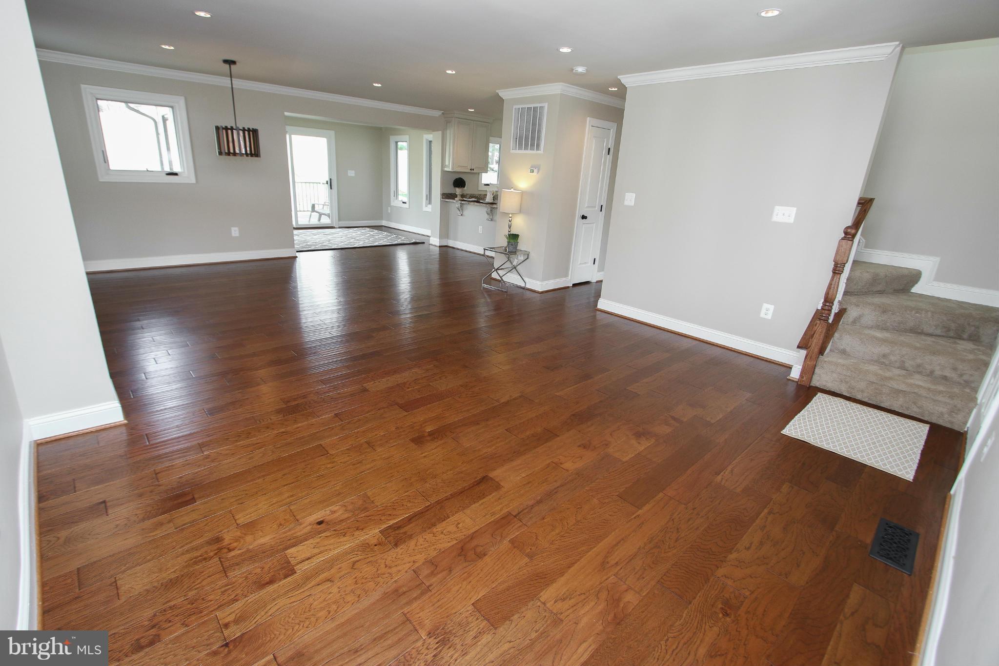 BROYHILL CREST - Residential Lease