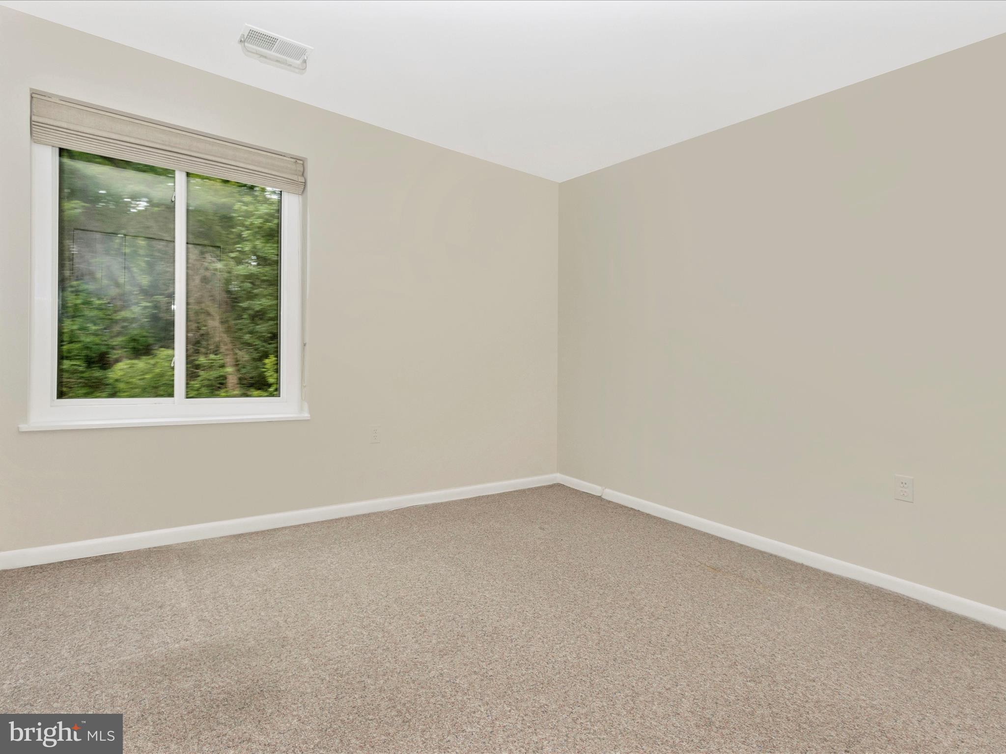 MOUNT WASHINGTON - Residential