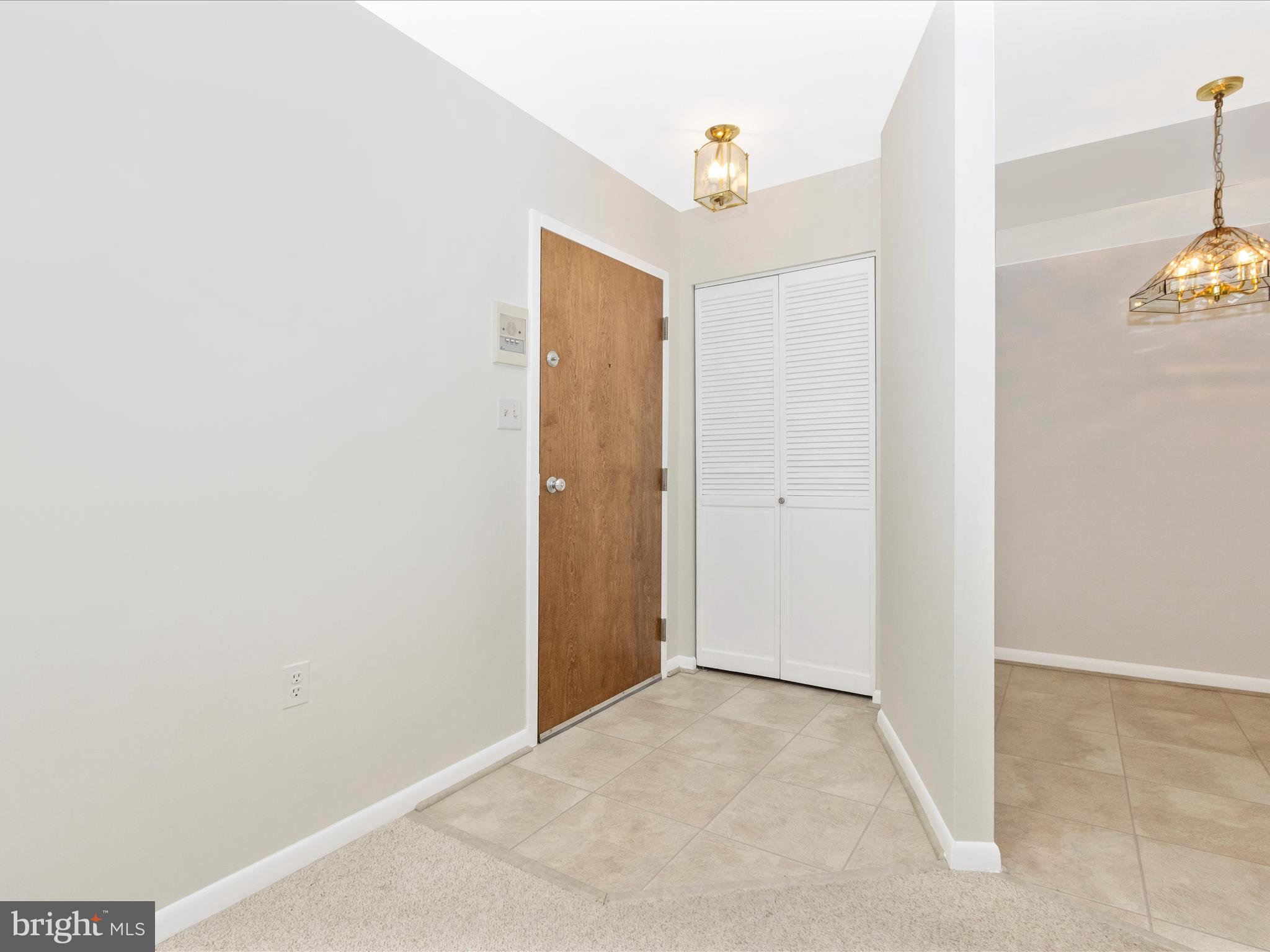 MOUNT WASHINGTON - Residential