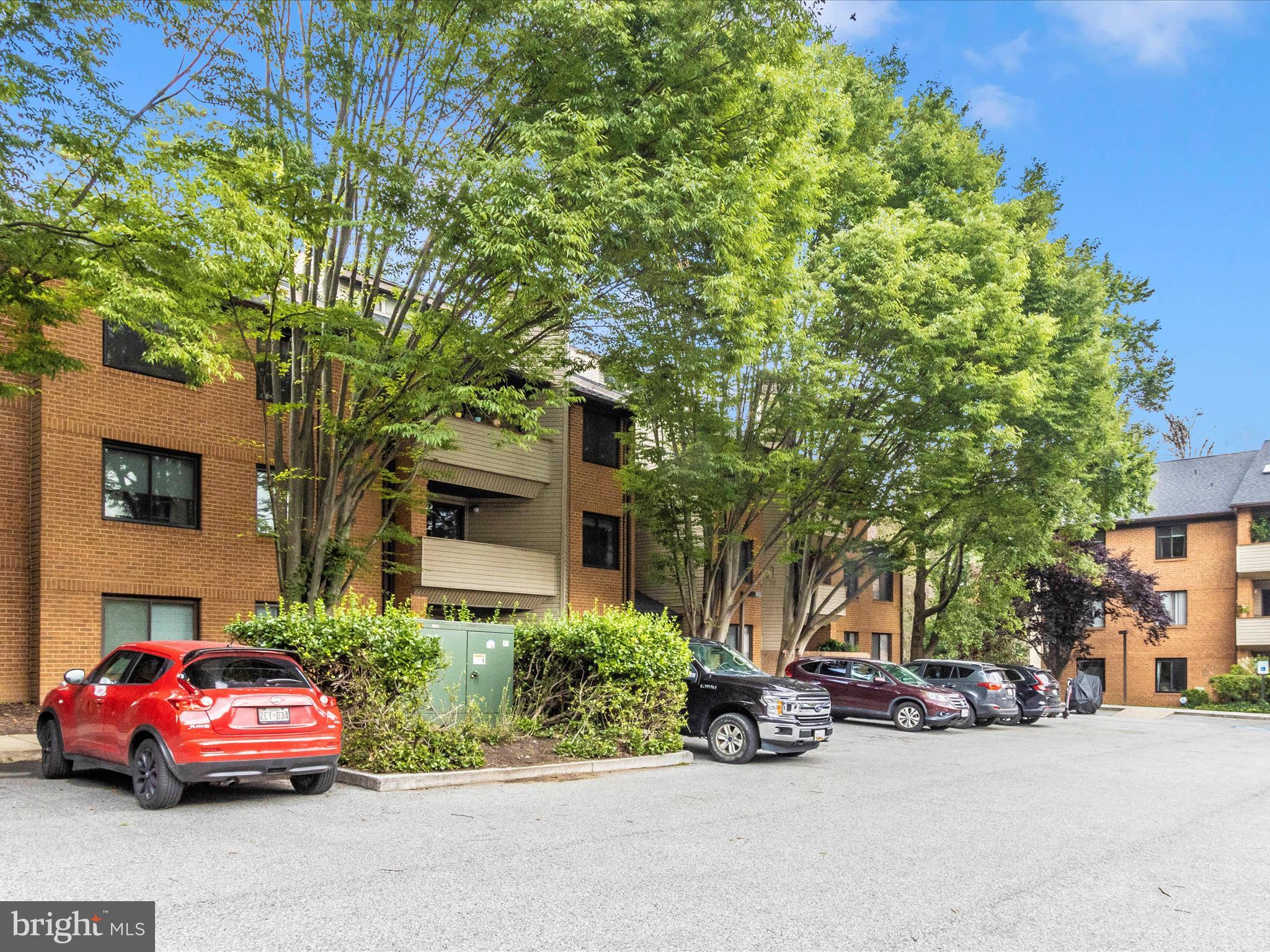 MOUNT WASHINGTON - Residential