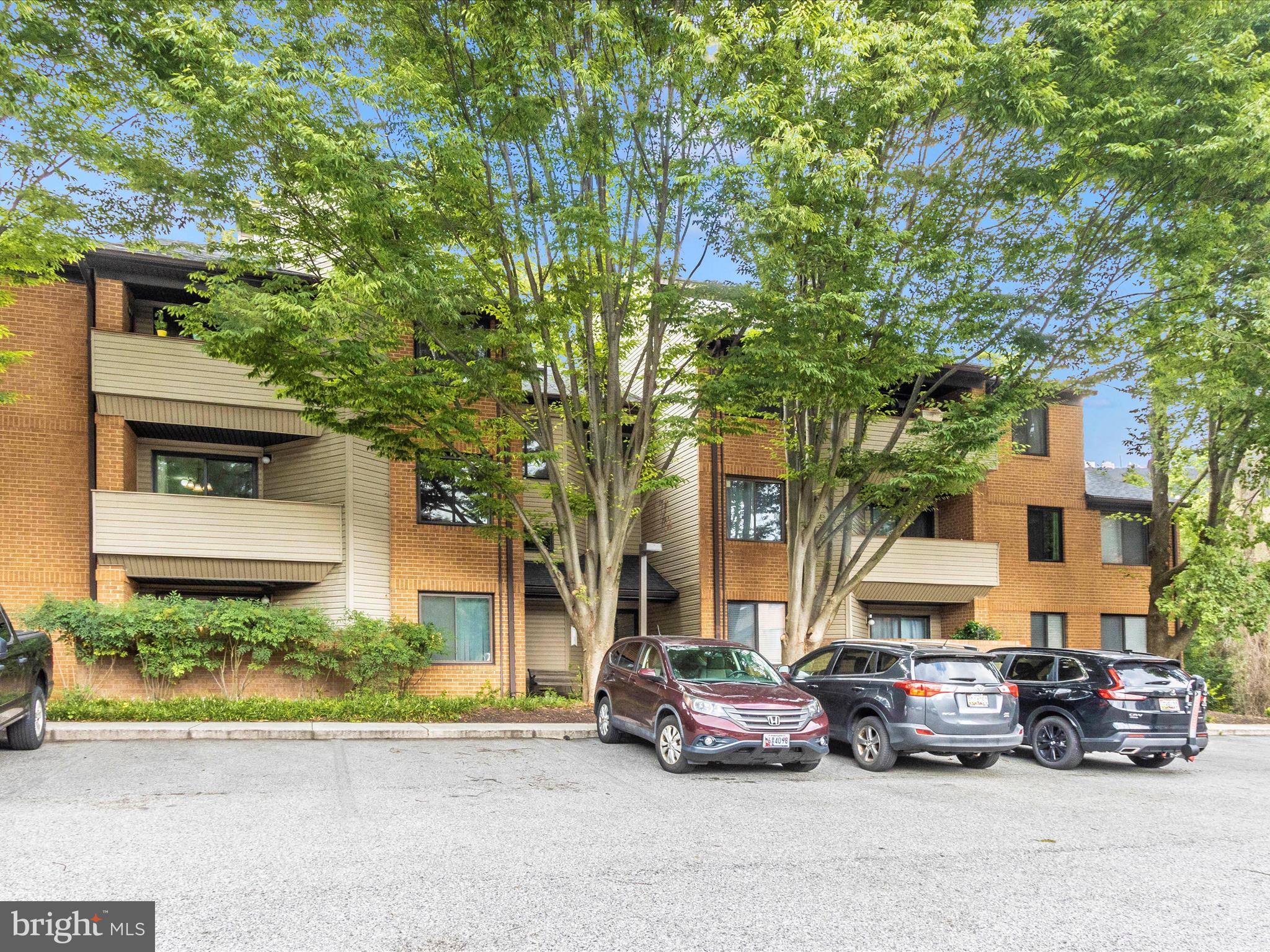 MOUNT WASHINGTON - Residential