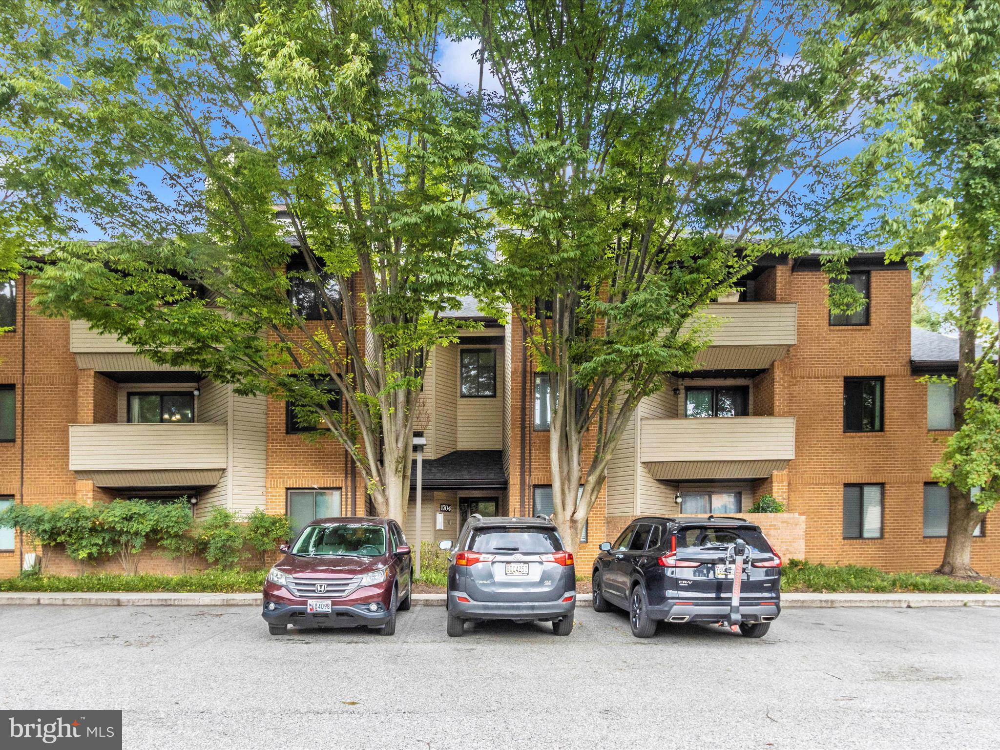 MOUNT WASHINGTON - Residential