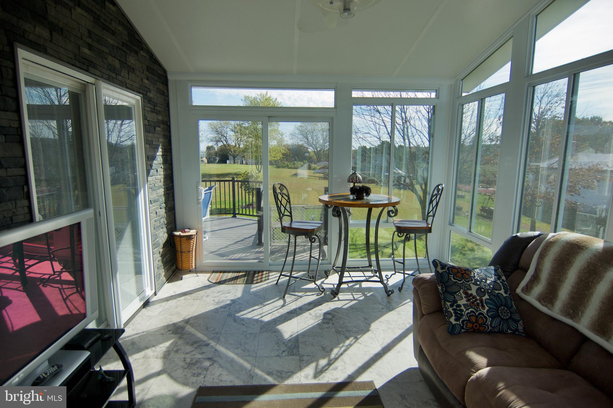 LAKE WYNONAH - Residential