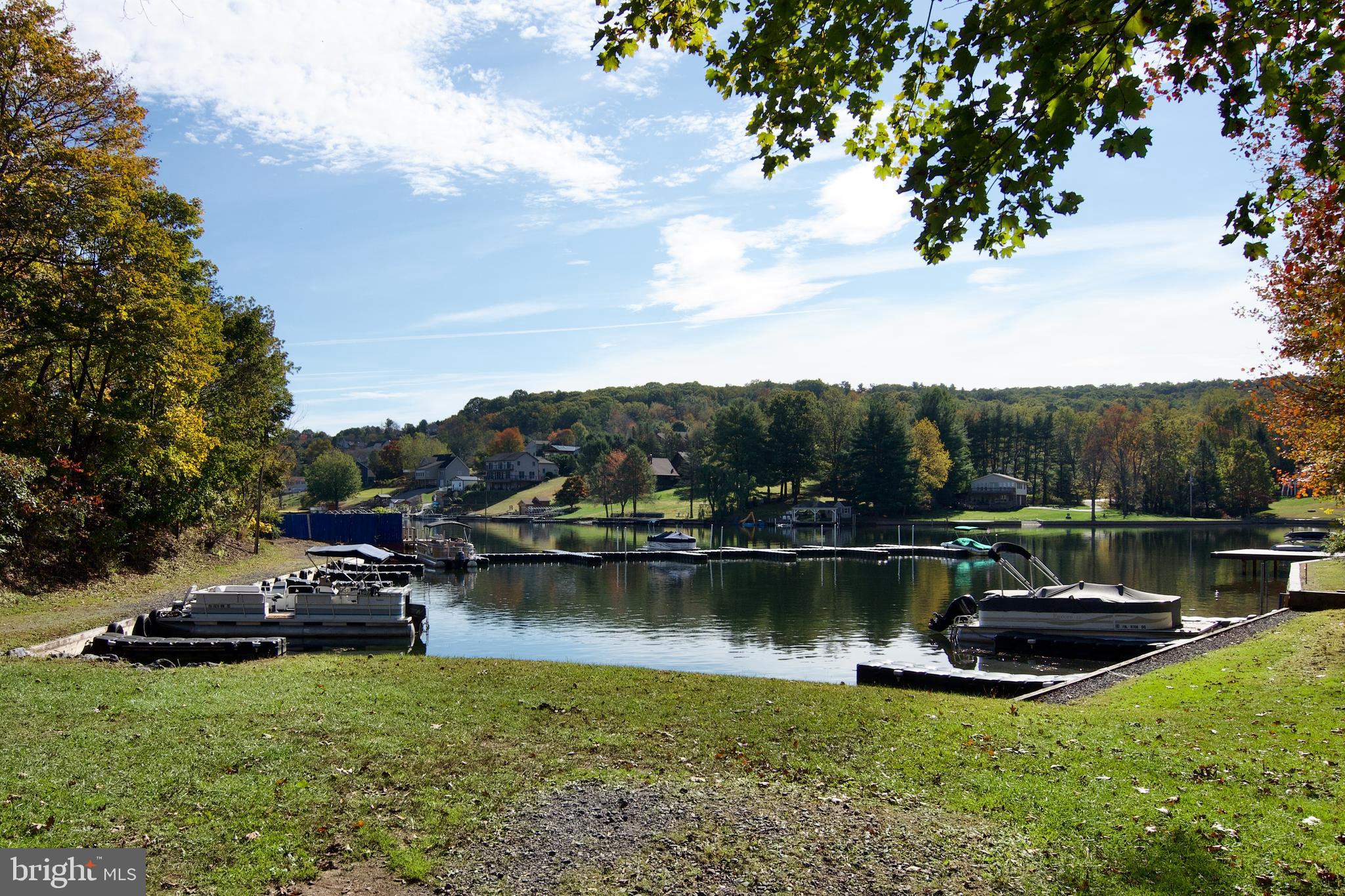 LAKE WYNONAH - Residential