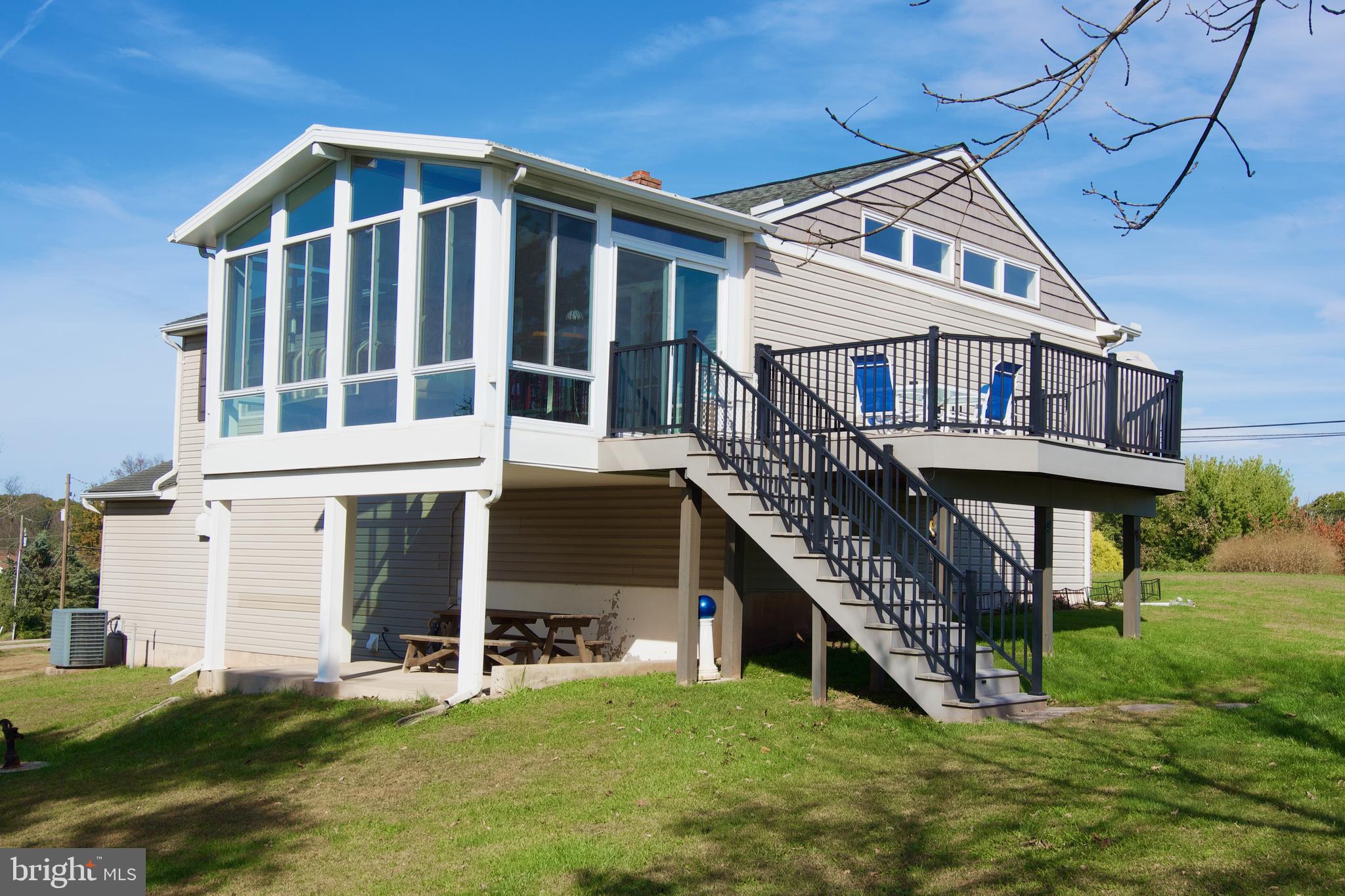 LAKE WYNONAH - Residential