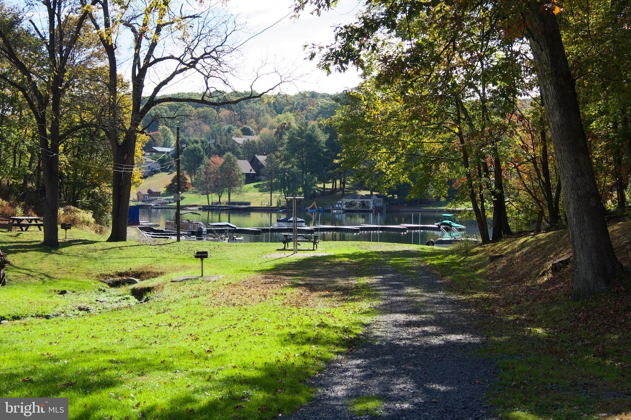 LAKE WYNONAH - Residential