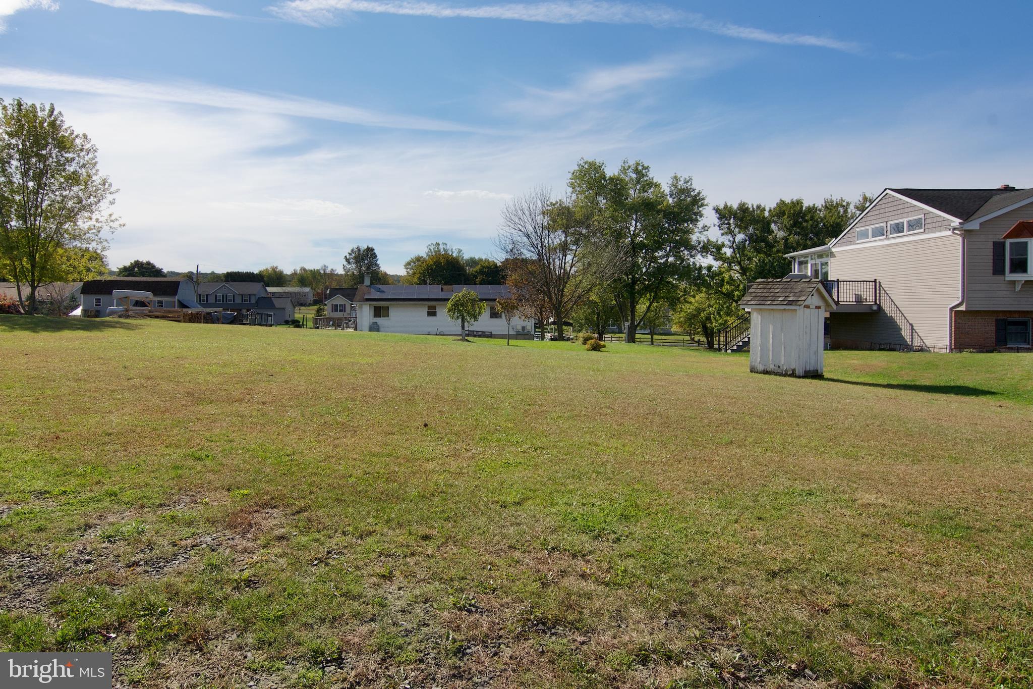 LAKE WYNONAH - Residential