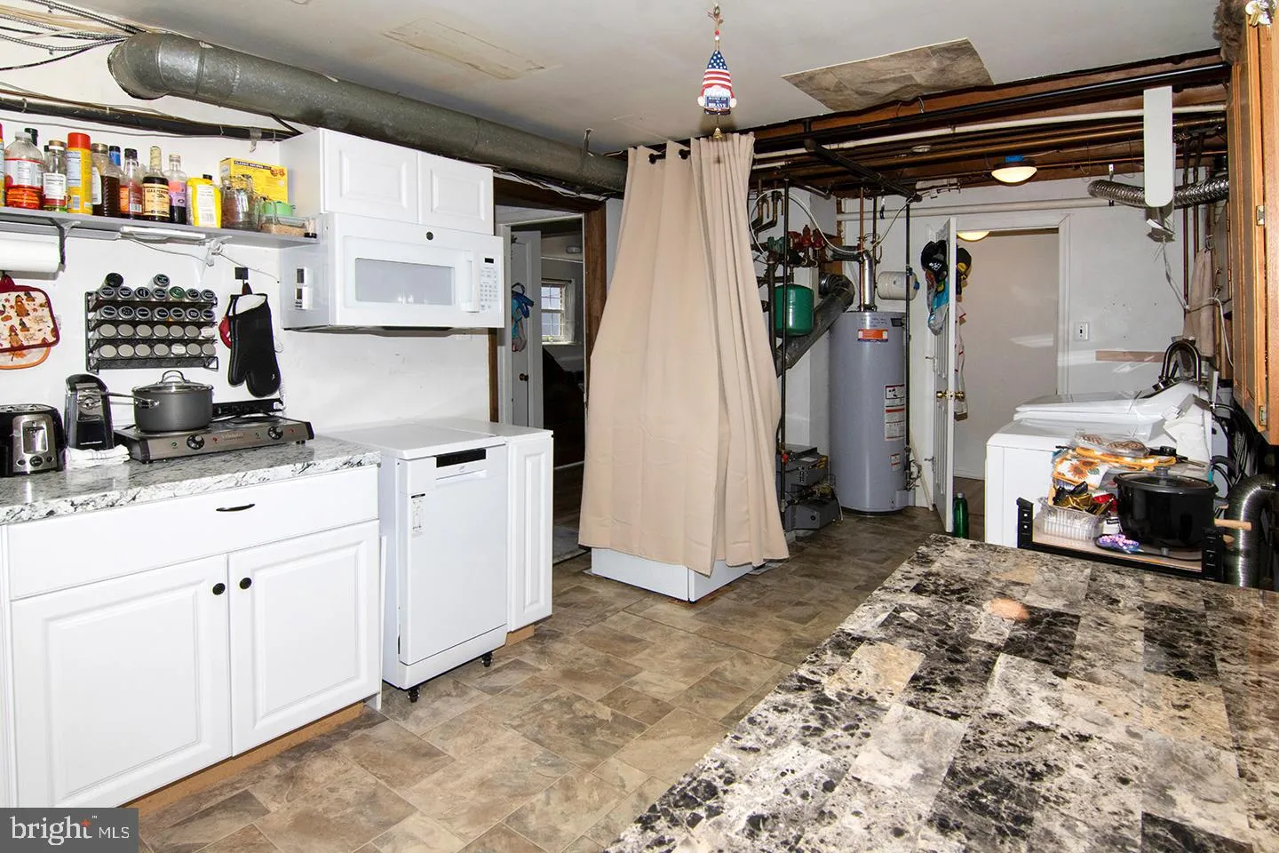 West Berlin, New Jersey 08091, United States, 4 Bedrooms Bedrooms, ,2 BathroomsBathrooms,Residential,Coming Soon,96014