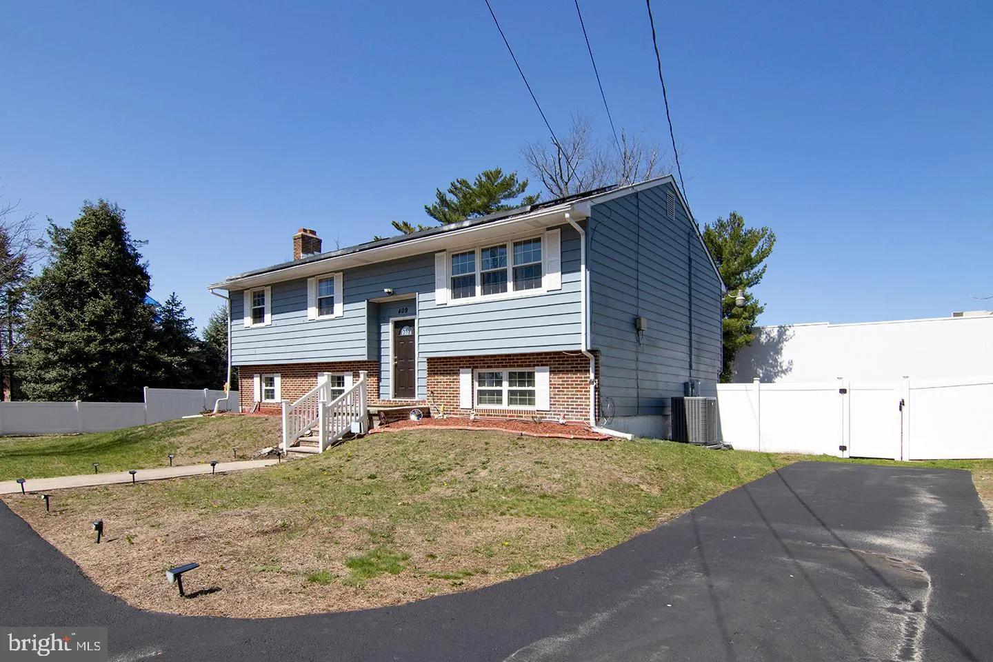 West Berlin, New Jersey 08091, United States, 4 Bedrooms Bedrooms, ,2 BathroomsBathrooms,Residential,Coming Soon,96014