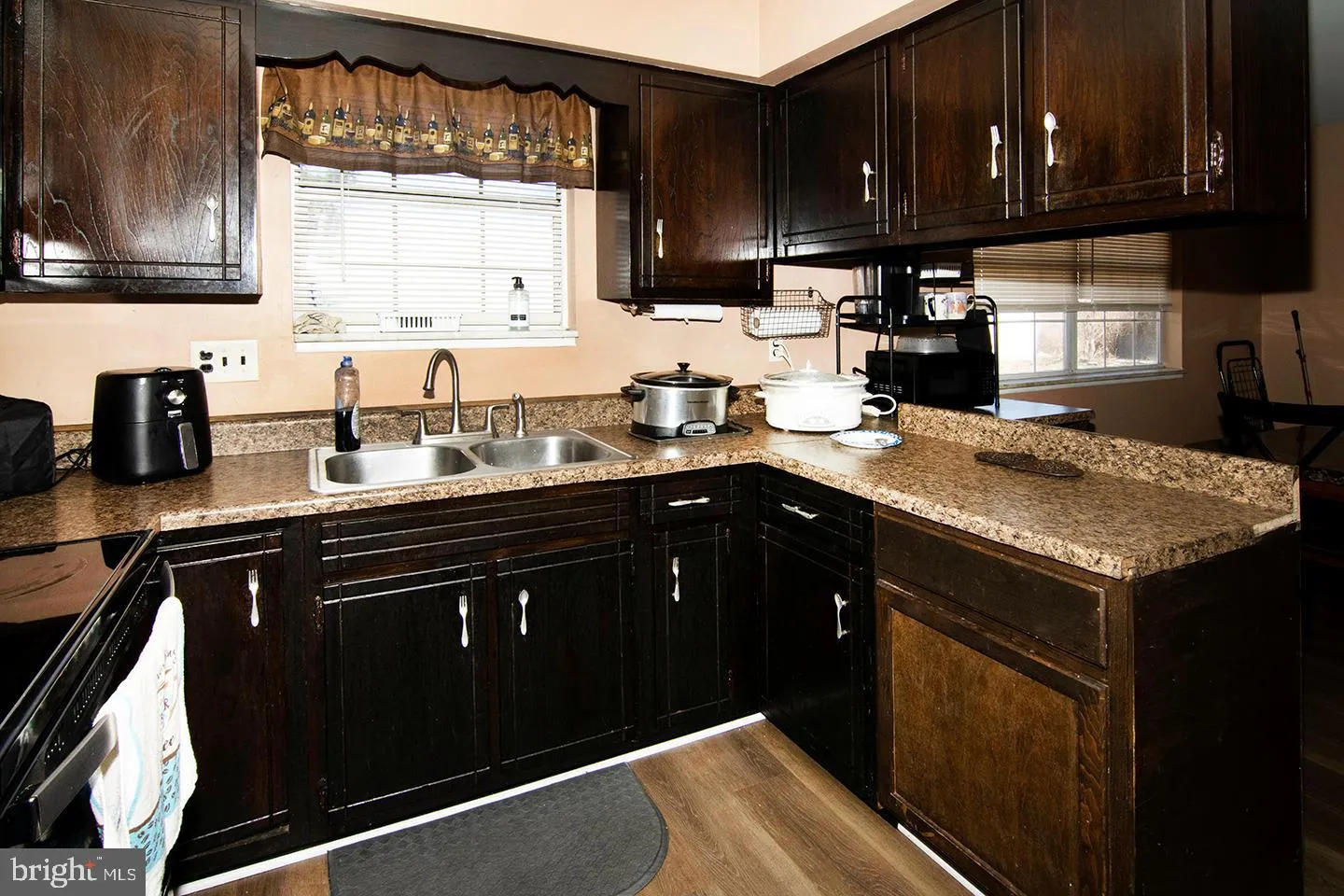 West Berlin, New Jersey 08091, United States, 4 Bedrooms Bedrooms, ,2 BathroomsBathrooms,Residential,Coming Soon,96014