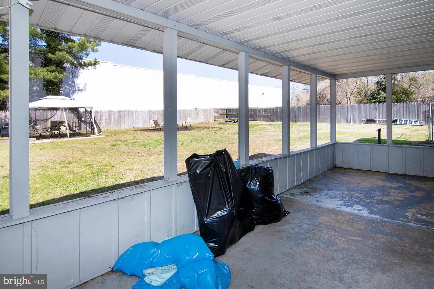 West Berlin, New Jersey 08091, United States, 4 Bedrooms Bedrooms, ,2 BathroomsBathrooms,Residential,Coming Soon,96014