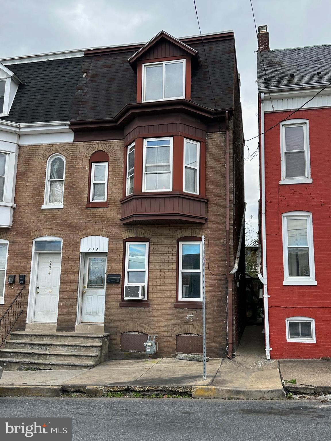 Currently tenant occupied, this home is great for a future Investor or someone looking to make this their next home. This 5 Bed 1 bath row home features hardwood floors throughout with a living room, formal dining and an open kitchen.  On the 2nd floor you'll find 3 bedrooms and your full bath. Retreat to the third floor for another 2 large rooms for growing families or extra space.