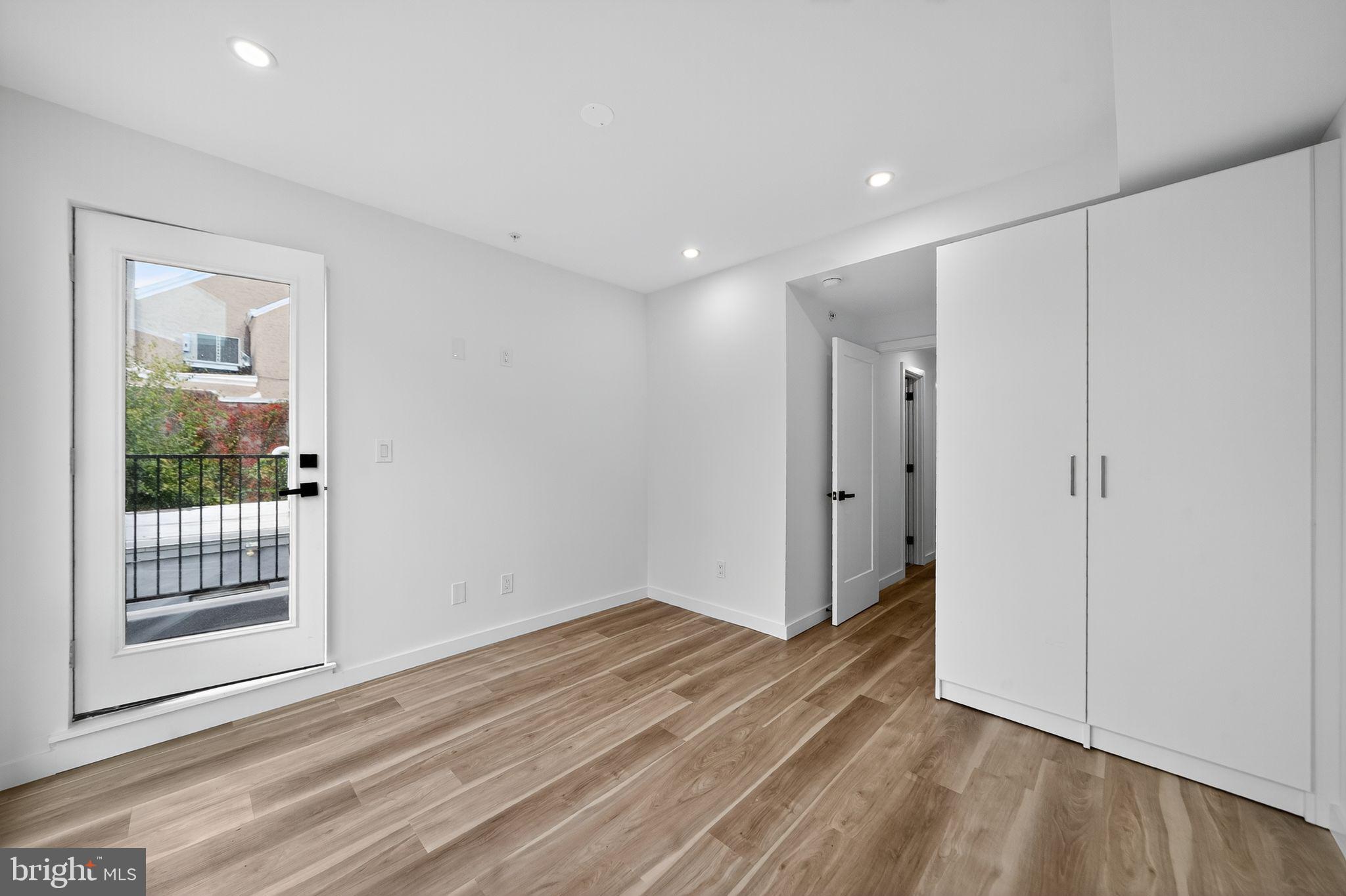 FRANCISVILLE - Residential