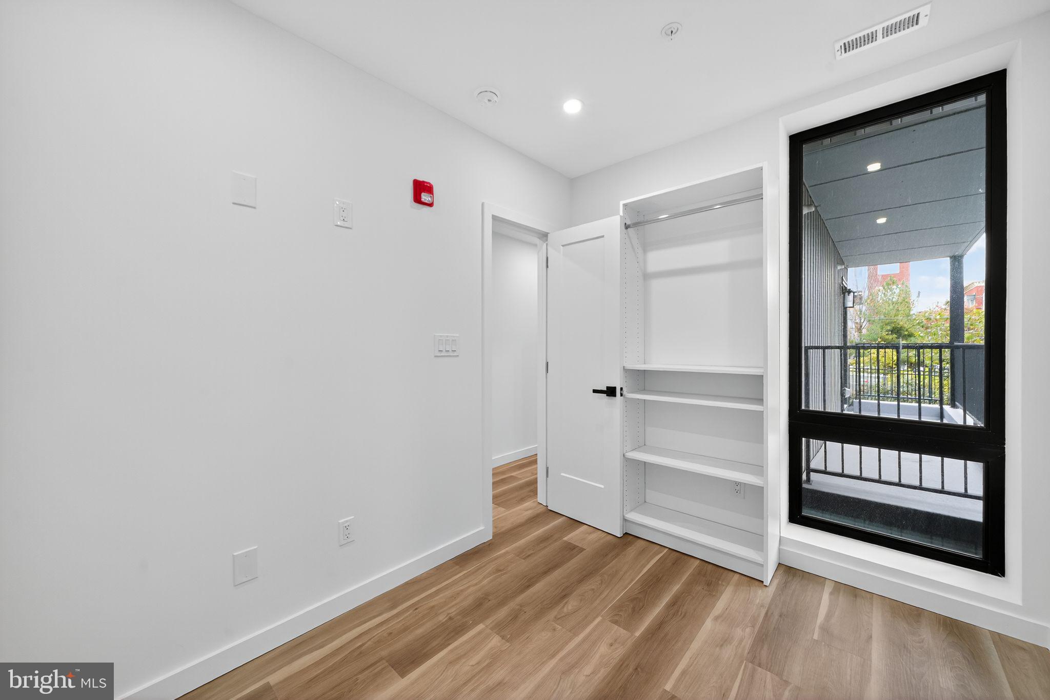 FRANCISVILLE - Residential