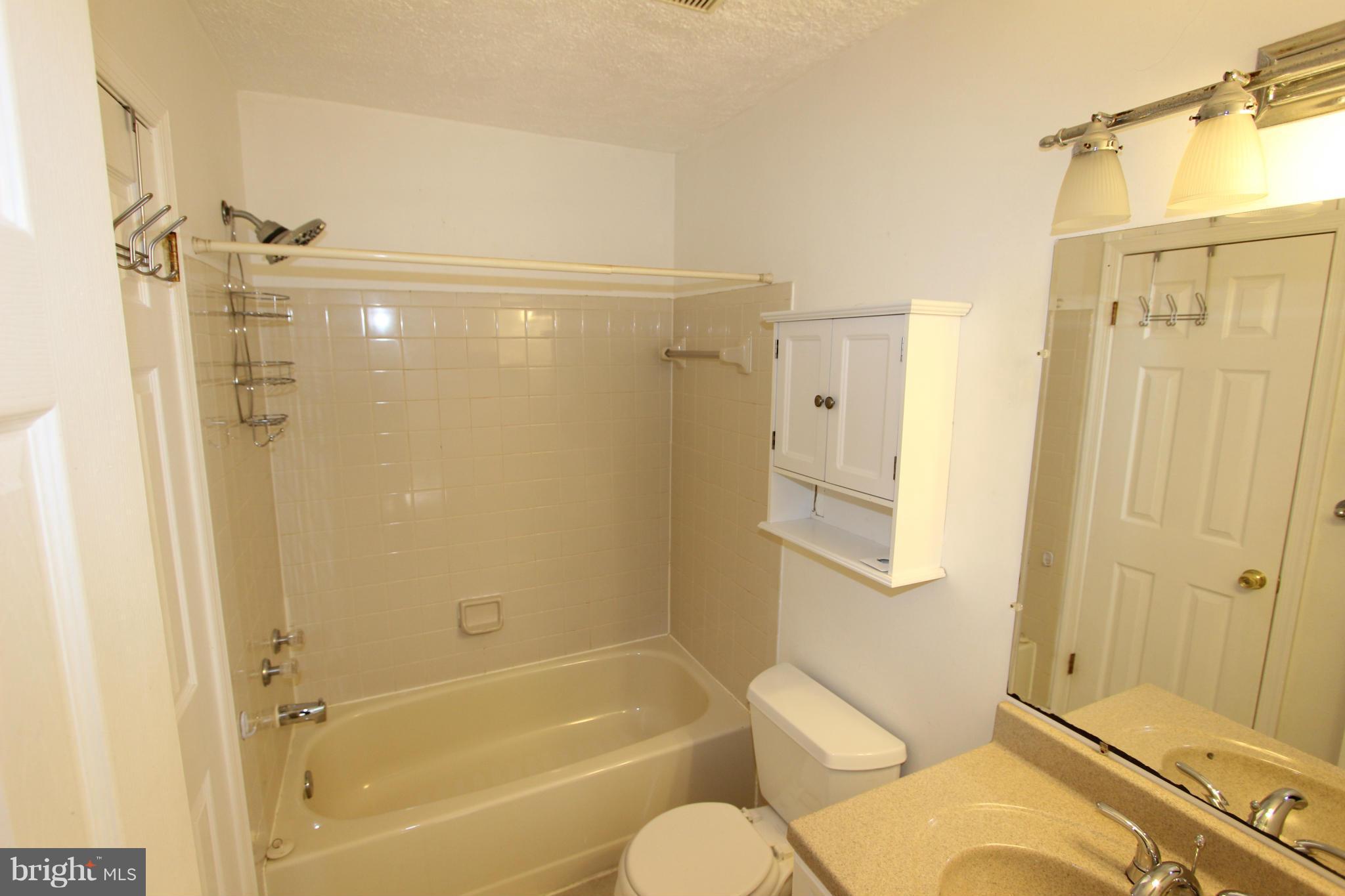 ULMSTEAD GARDENS - Residential