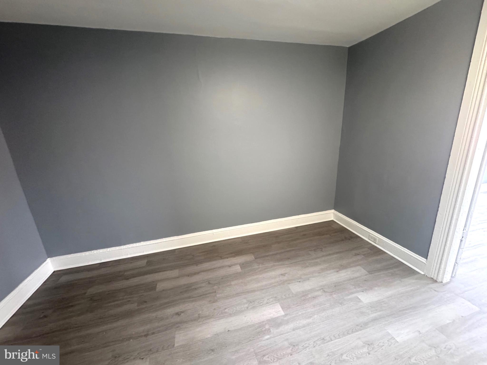 UNION SQUARE - Residential Lease