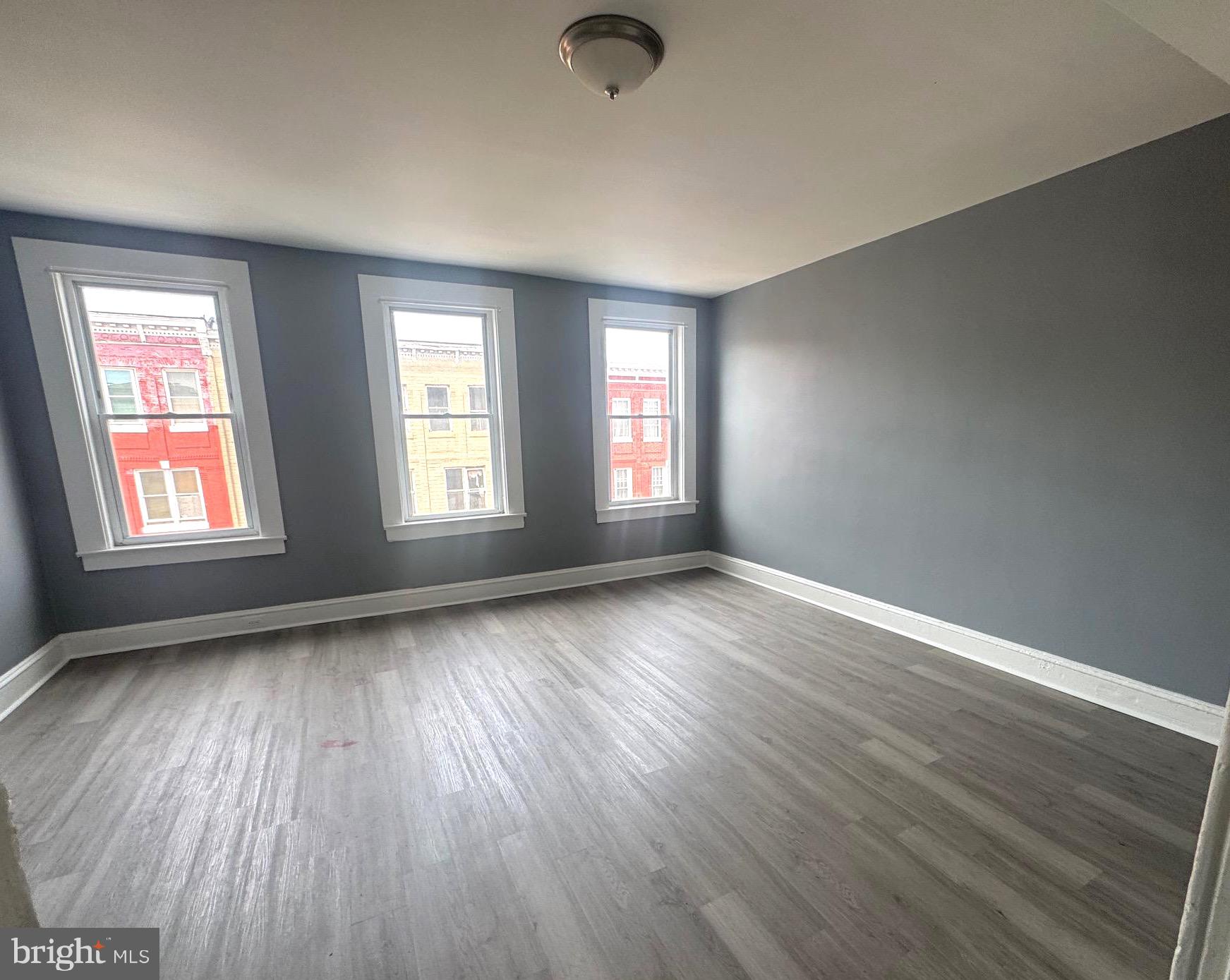 UNION SQUARE - Residential Lease