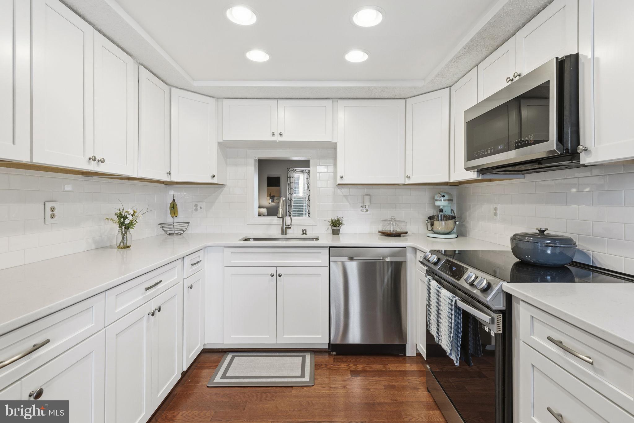 MAJORS CHOICE - Residential