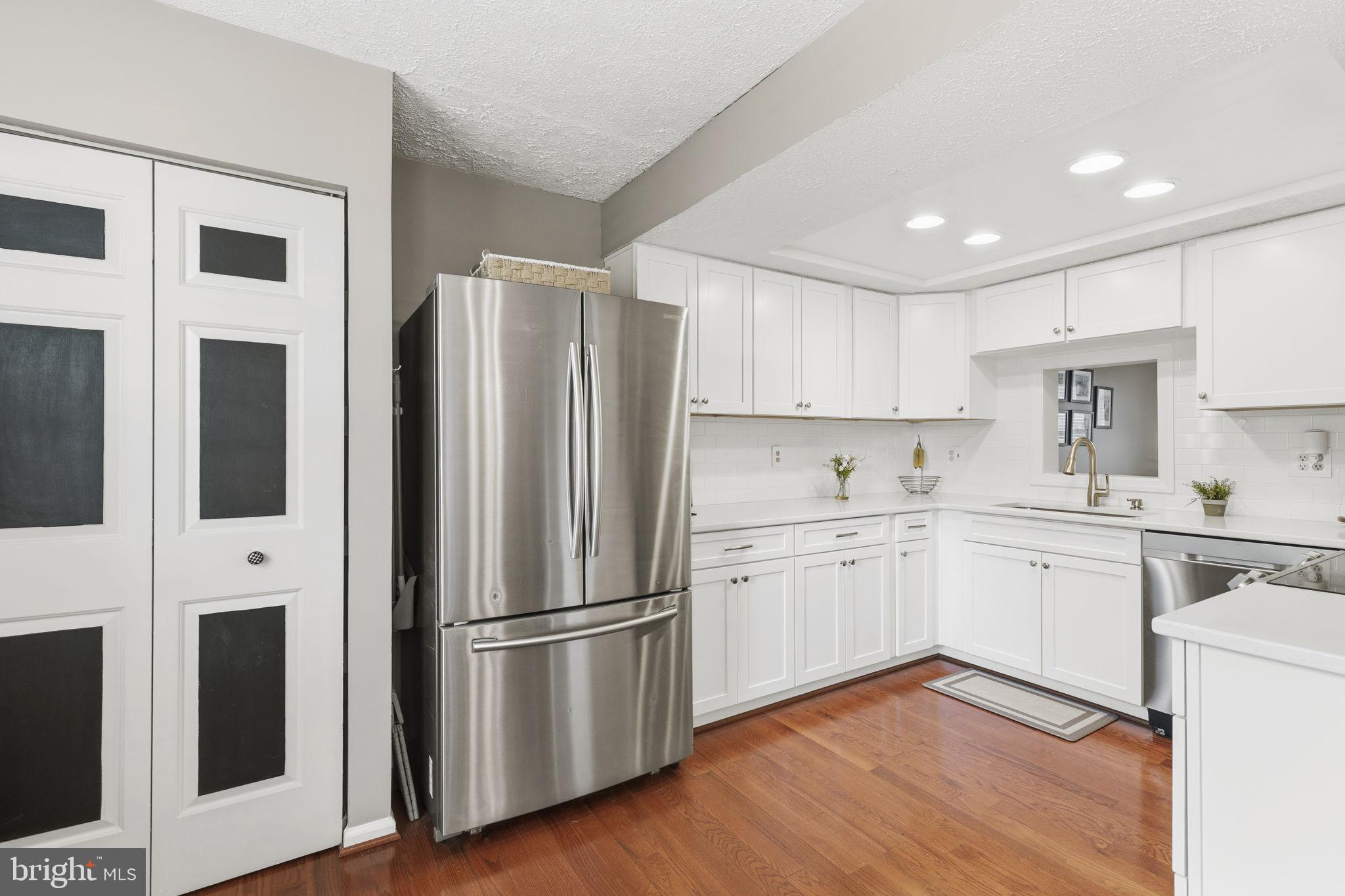 MAJORS CHOICE - Residential
