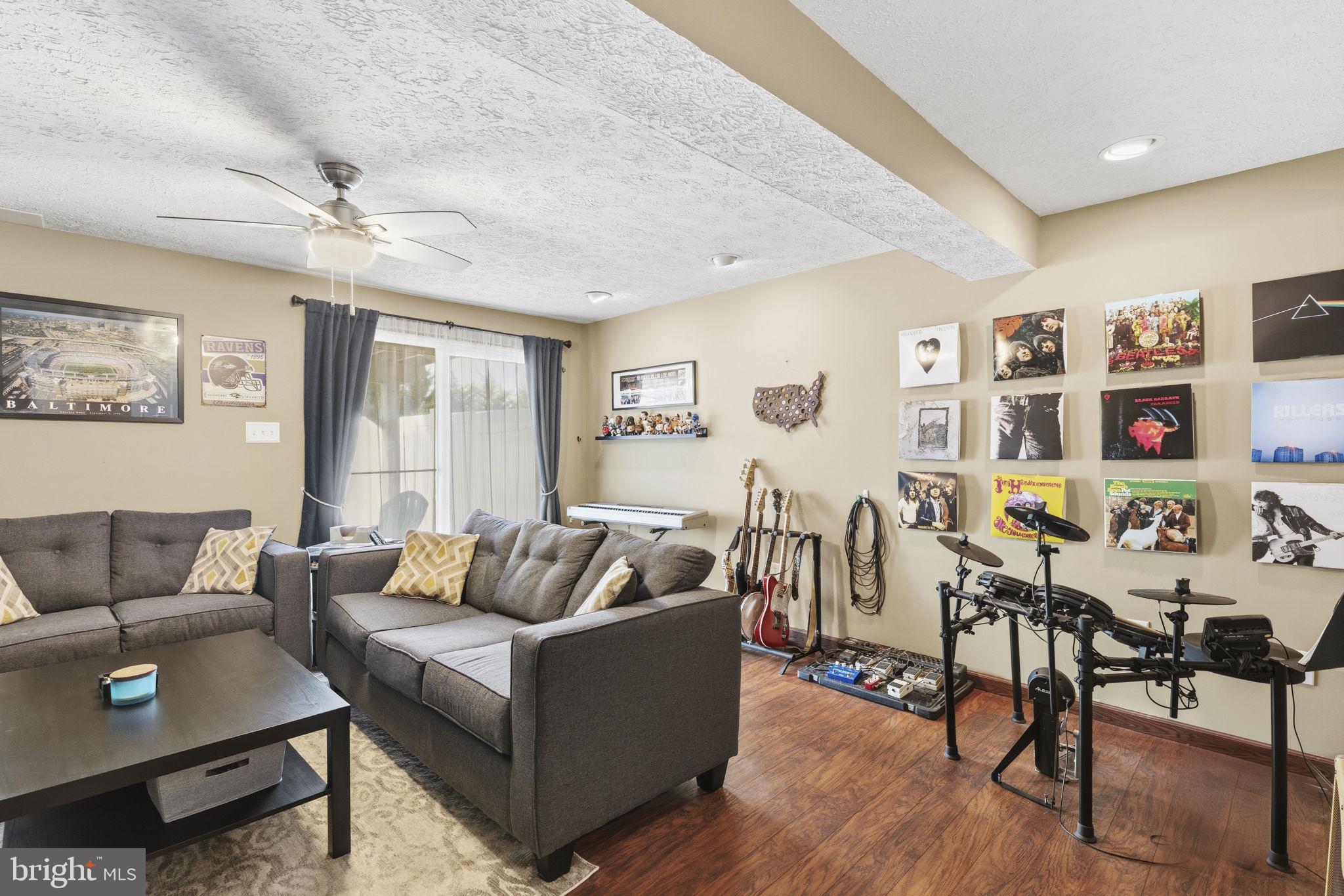 MAJORS CHOICE - Residential