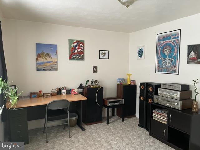 COLONY PARK CONDOS - Residential