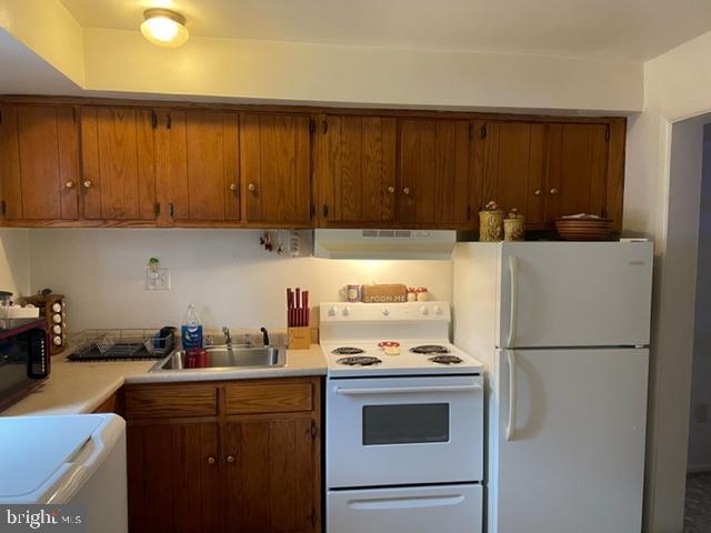 COLONY PARK CONDOS - Residential