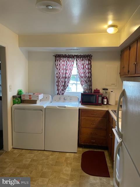 COLONY PARK CONDOS - Residential