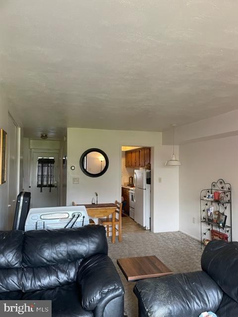 COLONY PARK CONDOS - Residential