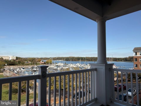 Photo of 525 Belmont Bay Drive #306, WOODBRIDGE, VA 22191 (MLS # VAPW2132772)