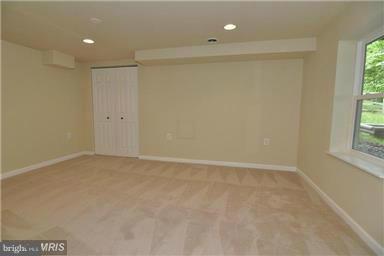 SENECA RIDGE - Residential