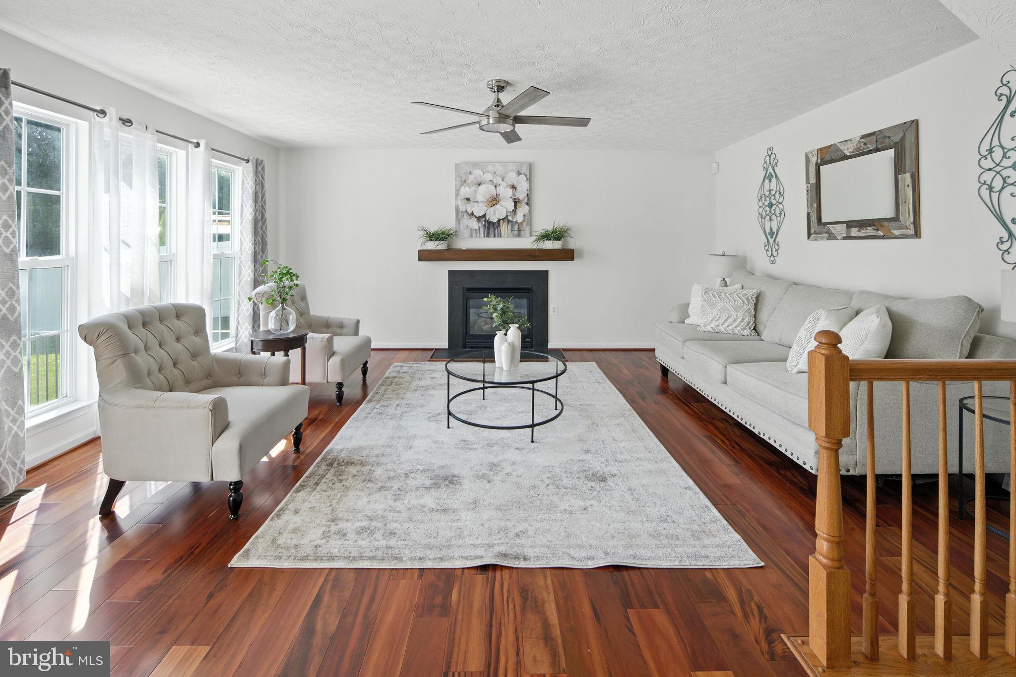 SOUTH HAMPTON - Residential