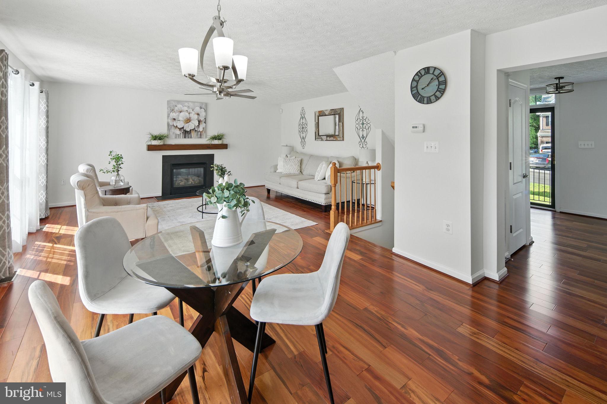 SOUTH HAMPTON - Residential