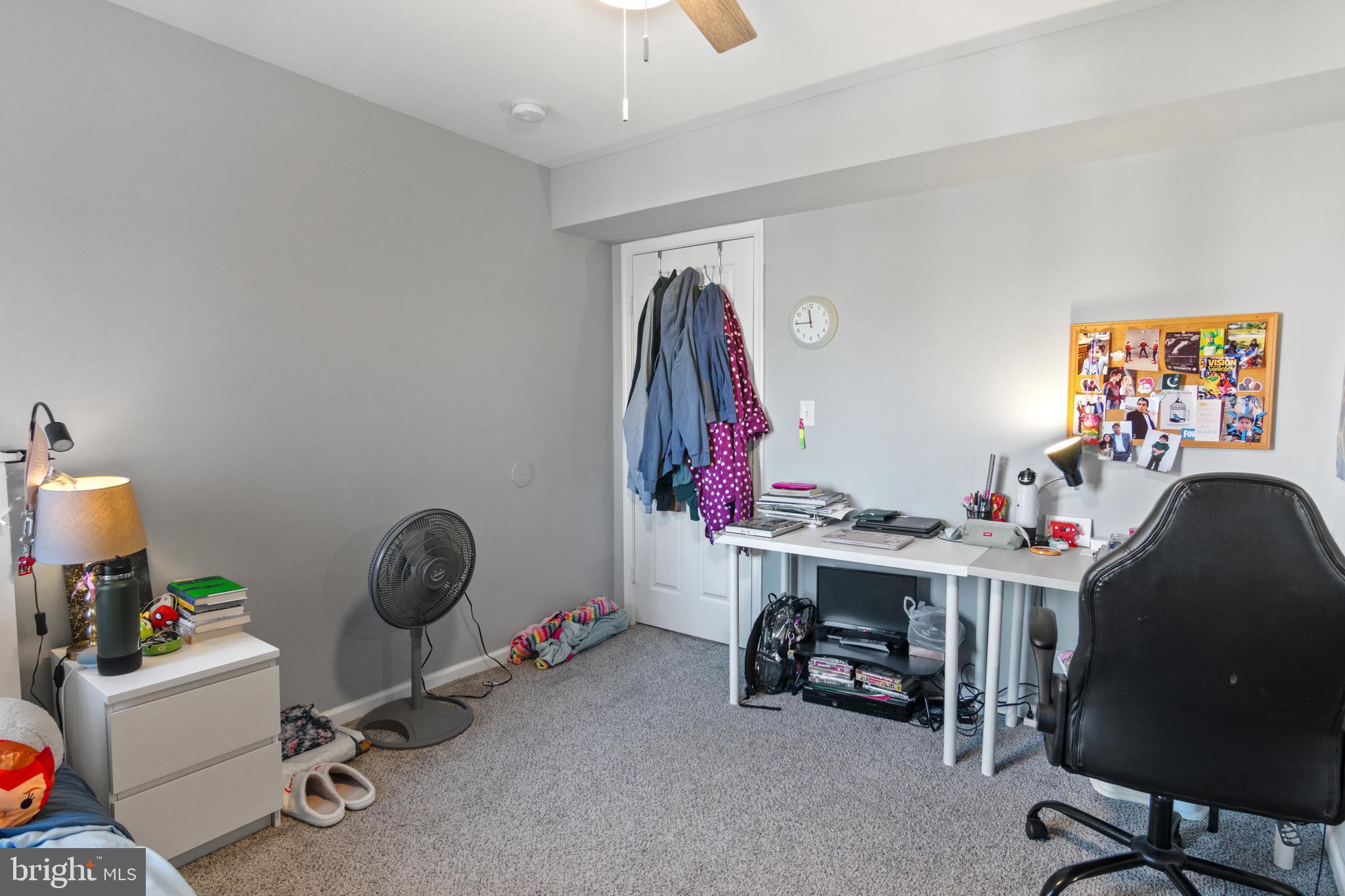 GREENBRIAR CONDO PHASE I - Residential Lease