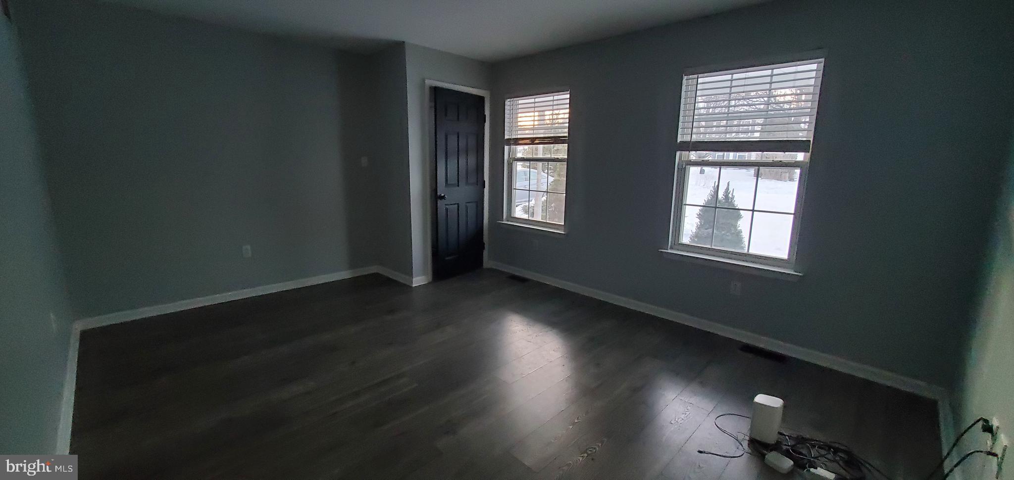 SPRING MEADOW - Residential