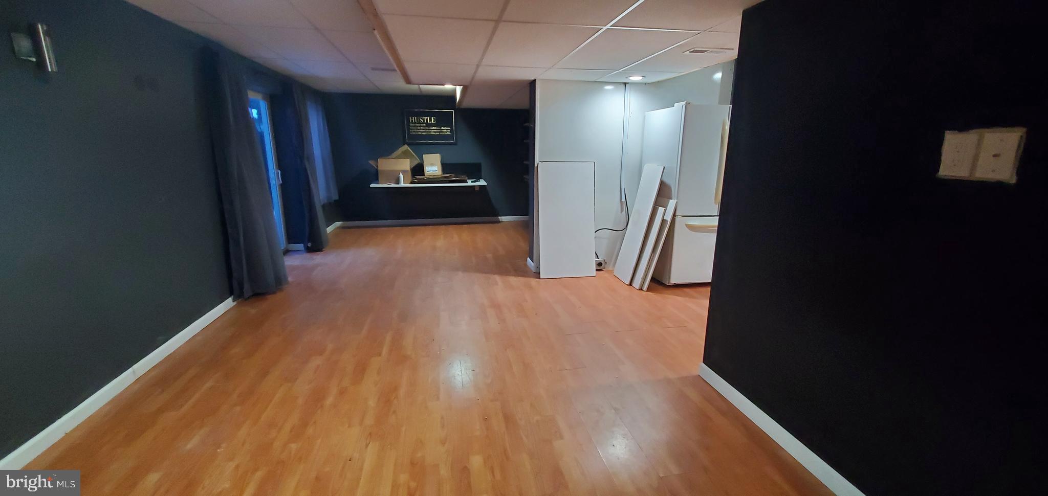 SPRING MEADOW - Residential