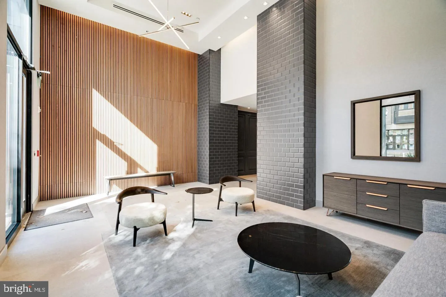 Philadelphia, Pennsylvania 19103, United States, 3 Bedrooms Bedrooms, ,4 BathroomsBathrooms,Residential,Active,183273