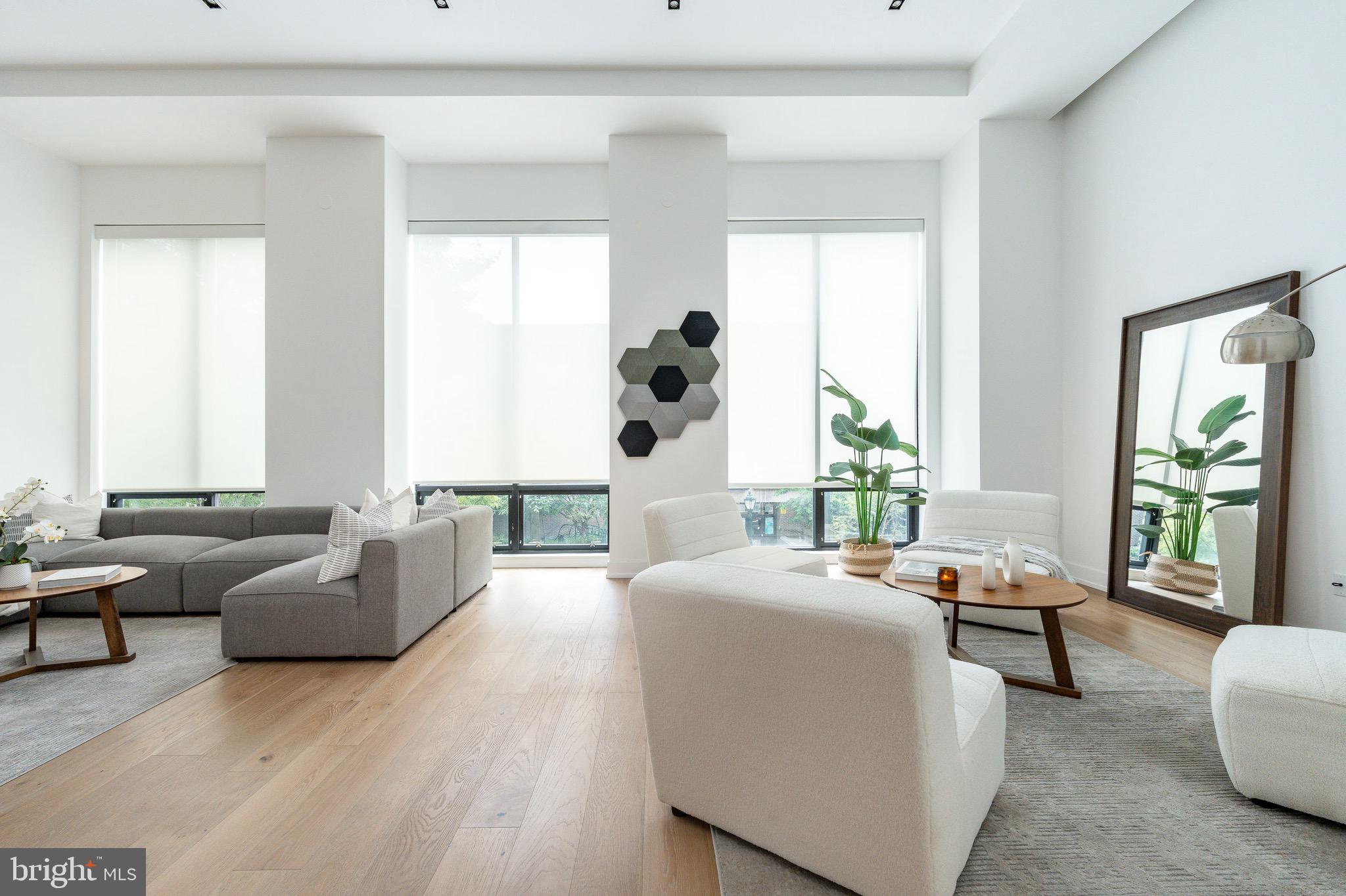 RITTENHOUSE SQUARE - Residential