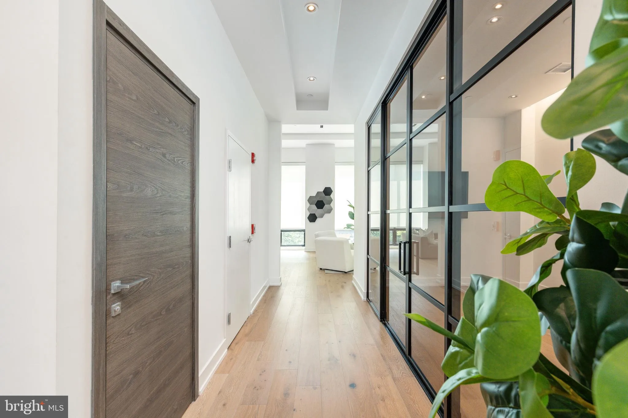 Philadelphia, Pennsylvania 19103, United States, 3 Bedrooms Bedrooms, ,4 BathroomsBathrooms,Residential,Active,183273