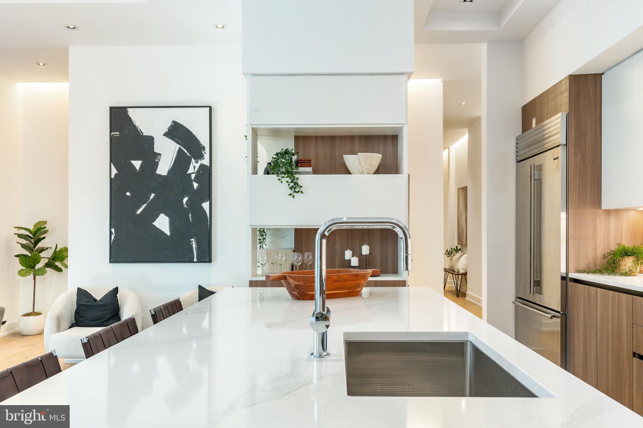 RITTENHOUSE SQUARE - Residential