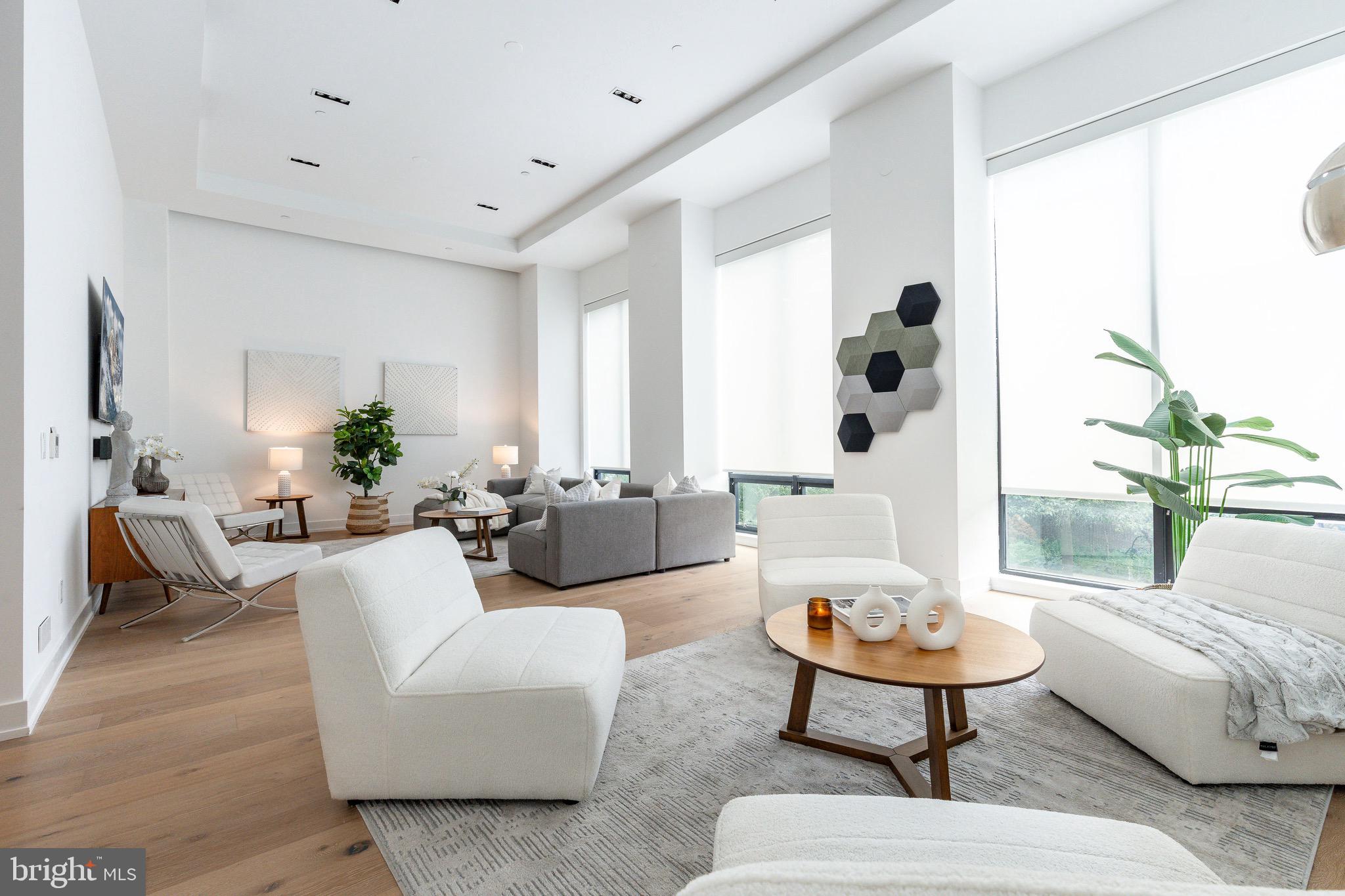 RITTENHOUSE SQUARE - Residential